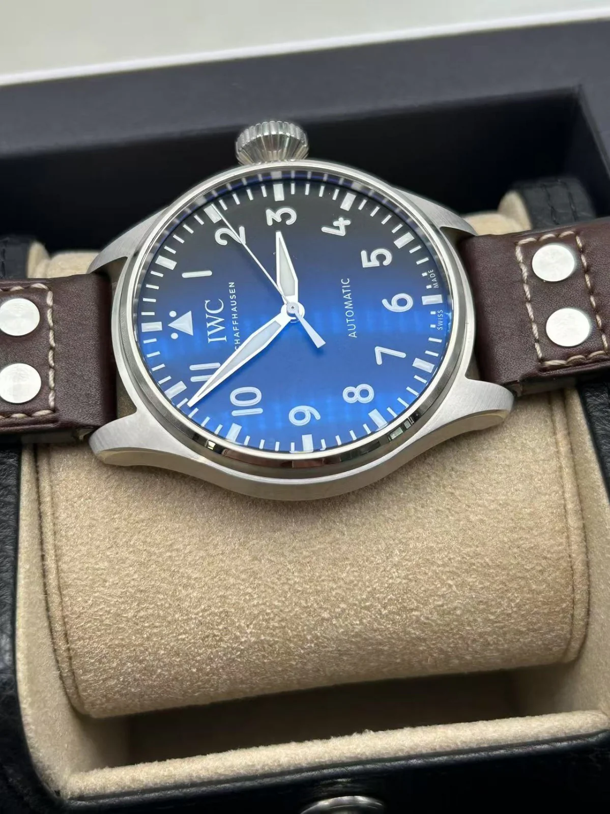 Iwc Schaffhausen Big Pilot´S Watch 43MM Iw329301 2023 - Image 3