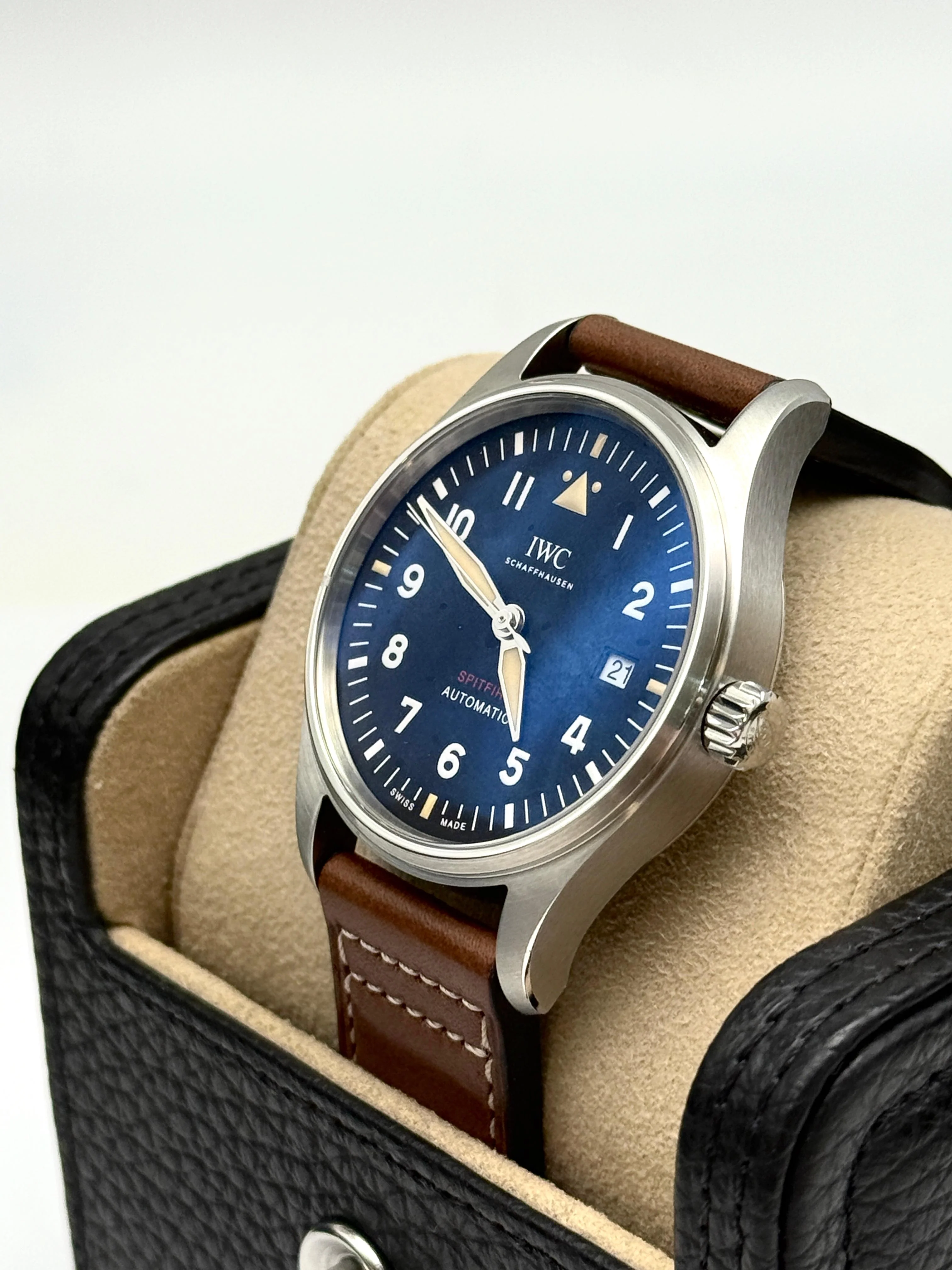 IWC Schaffhausen Pilot's Spitfire 39mm IW326803 - Image 3