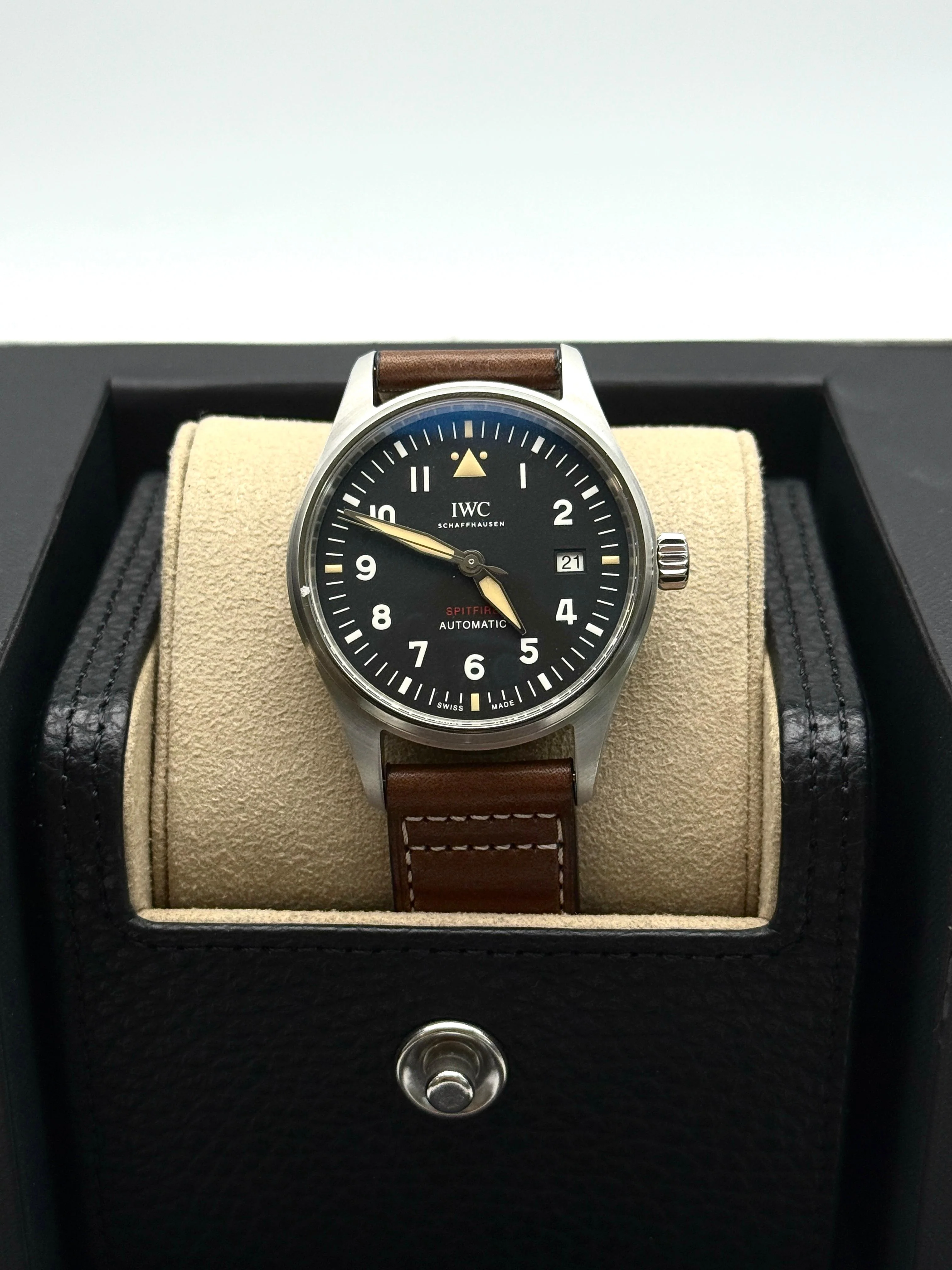 IWC Schaffhausen Pilot's Spitfire 39mm IW326803 - Image 9