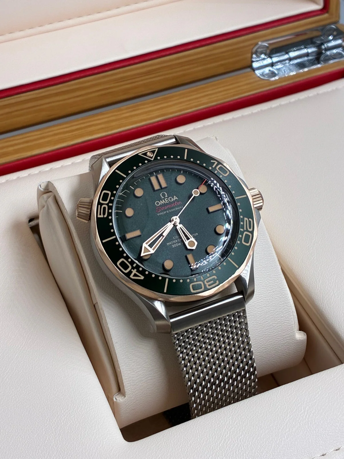 Omega 210.90.42.20.10.001 Seamaster Diver 300m Gold On - Image 6