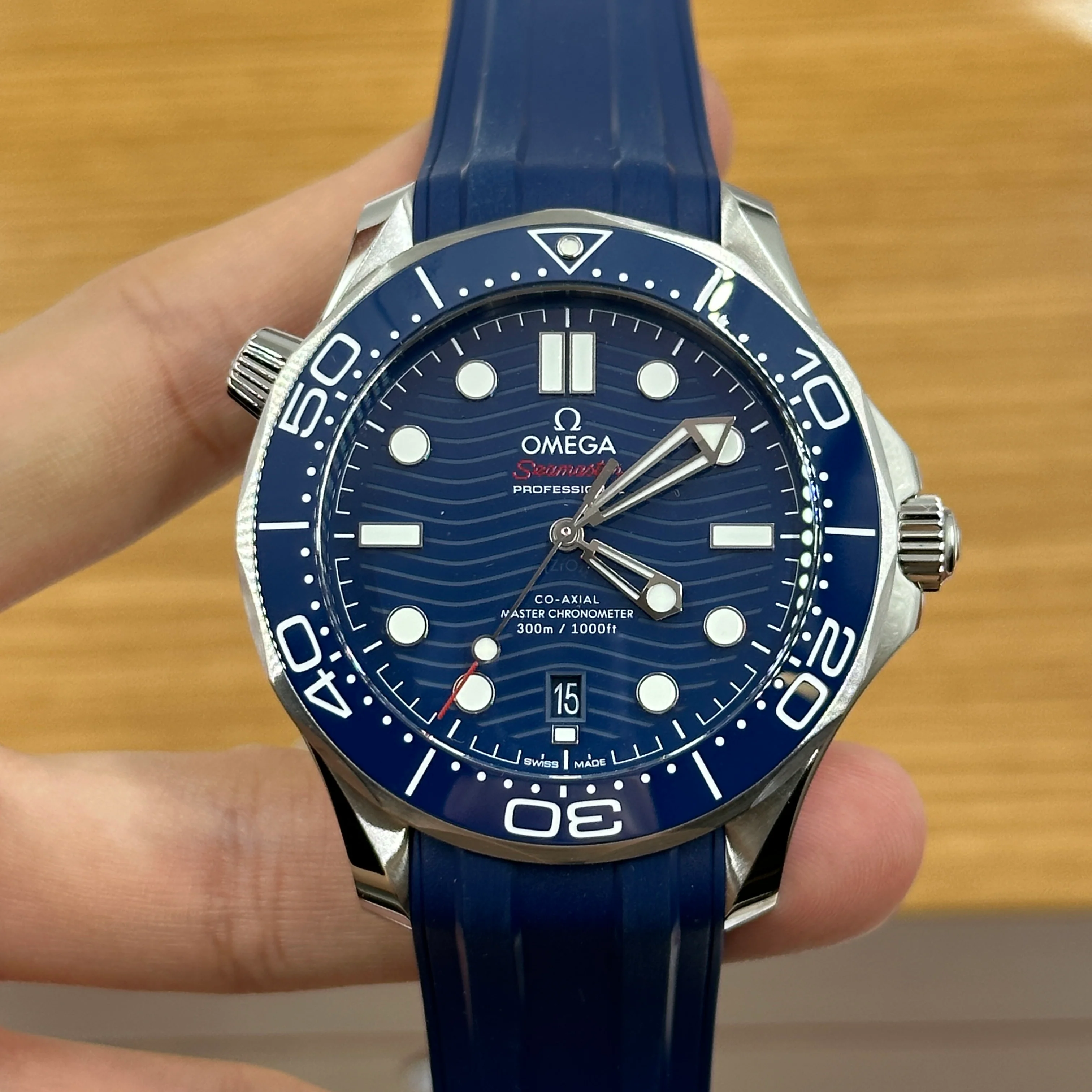 Omega Seamaster Diver 300 M 210.32.42.20.03.001 - Image 15