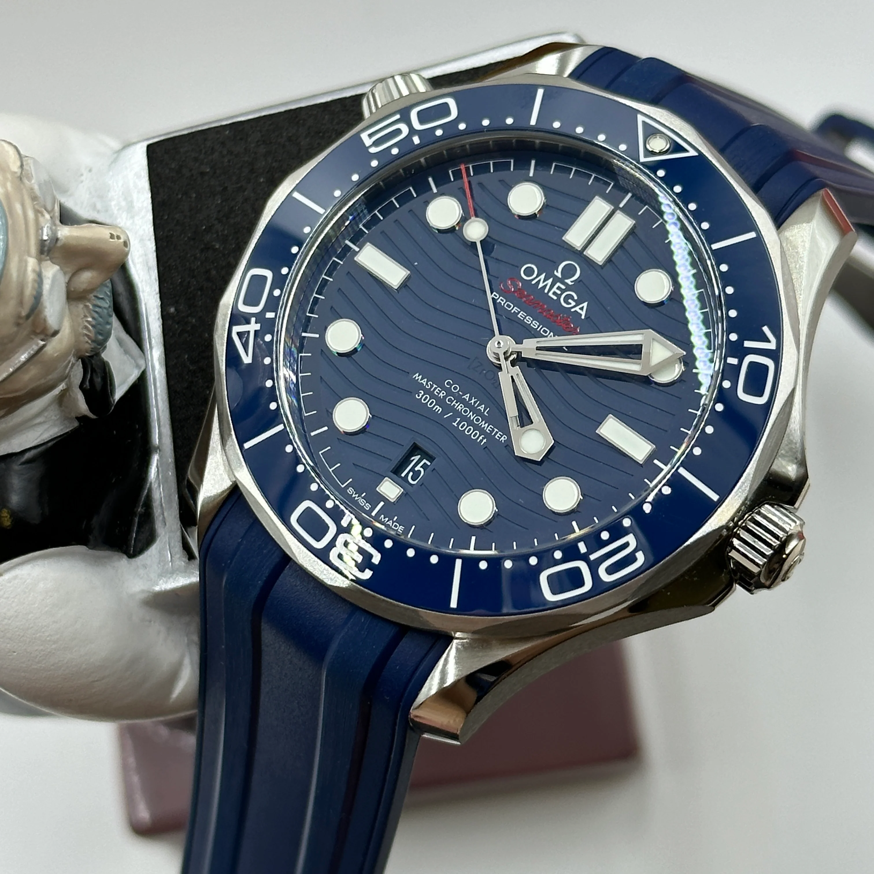 Omega Seamaster Diver 300 M 210.32.42.20.03.001 - Image 18