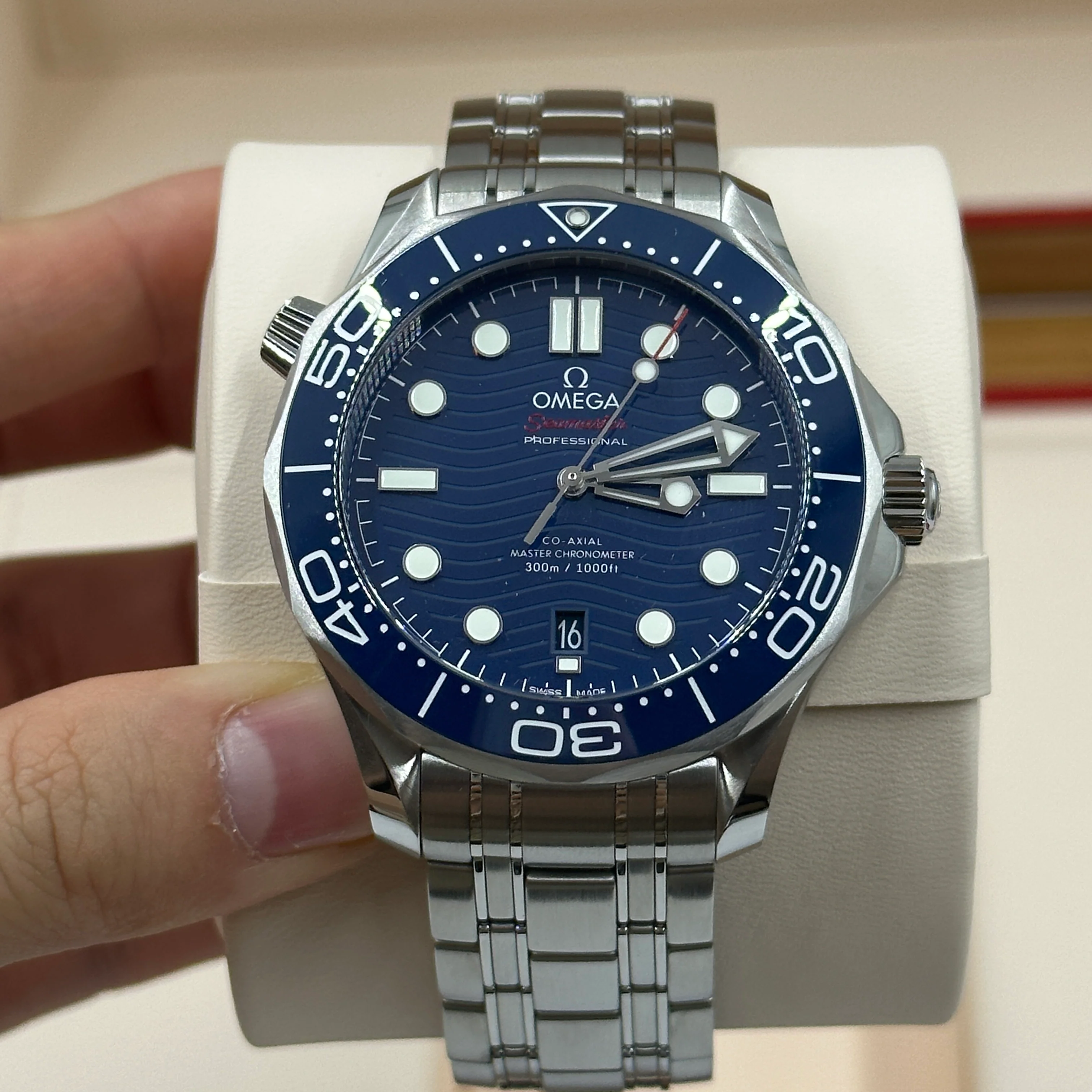 Omega Seamaster Diver 300M 210.30.42.20.03.001 2026 - Image 11