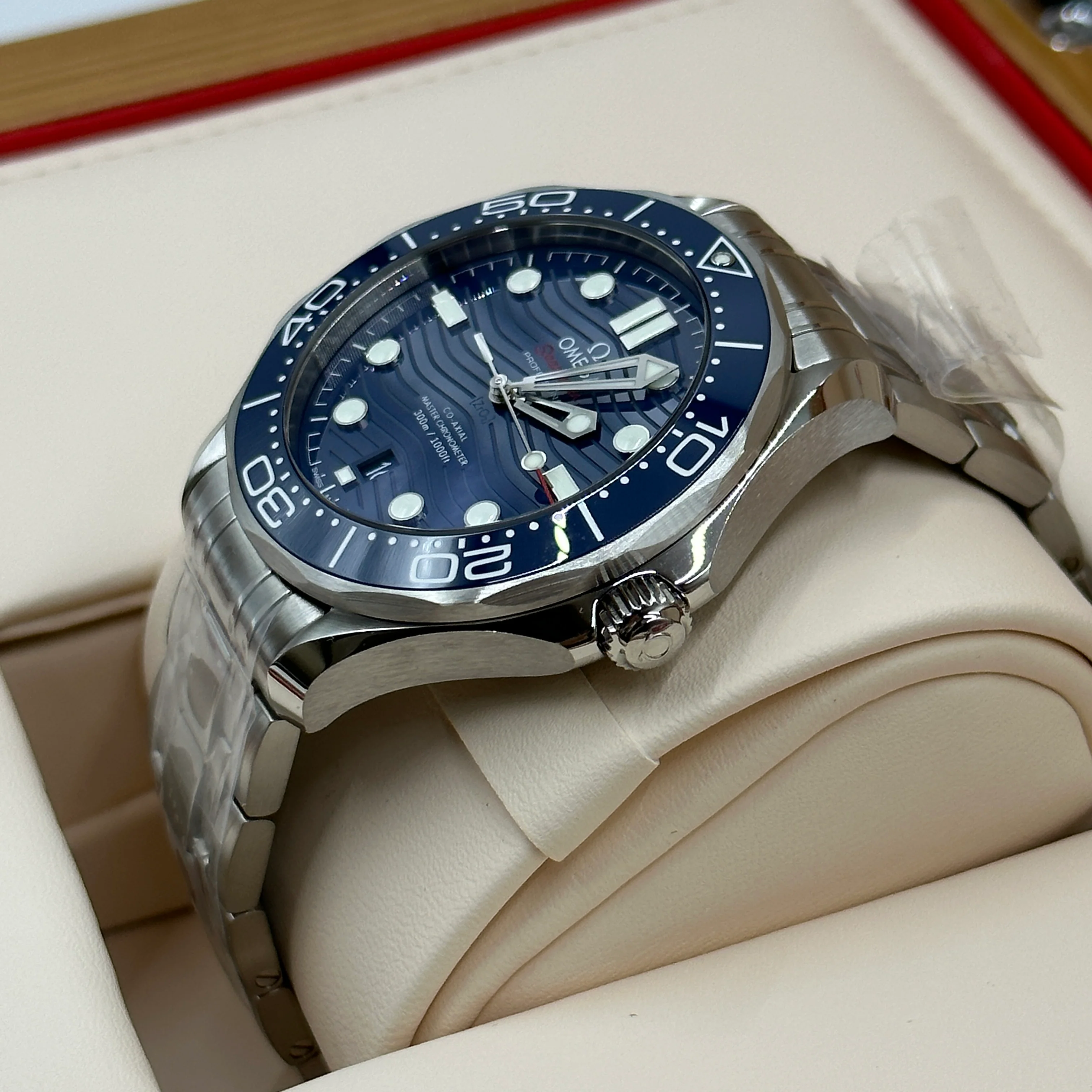 Omega Seamaster Diver 300M 210.30.42.20.03.001 2026 - Image 23