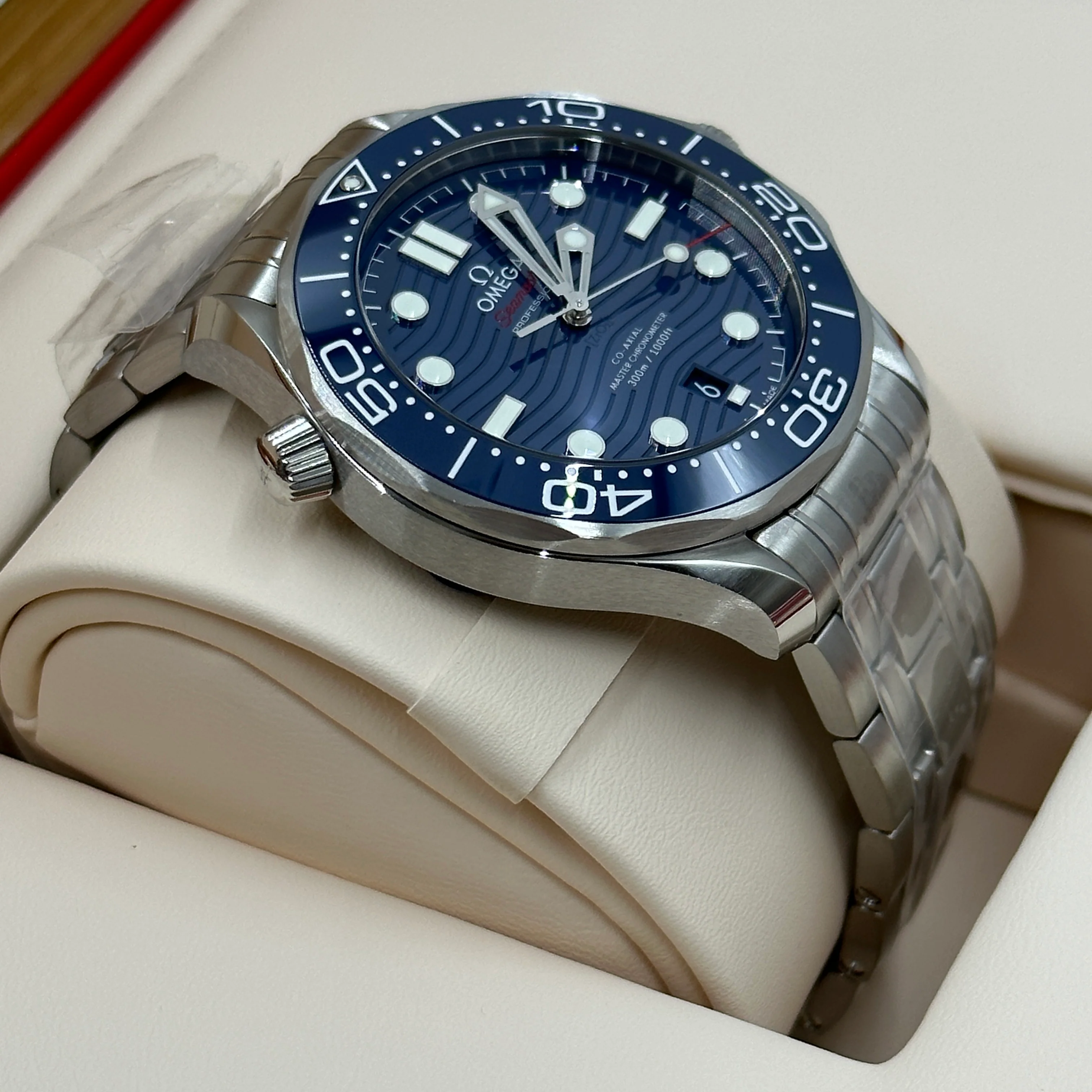 Omega Seamaster Diver 300M 210.30.42.20.03.001 2026 - Image 24