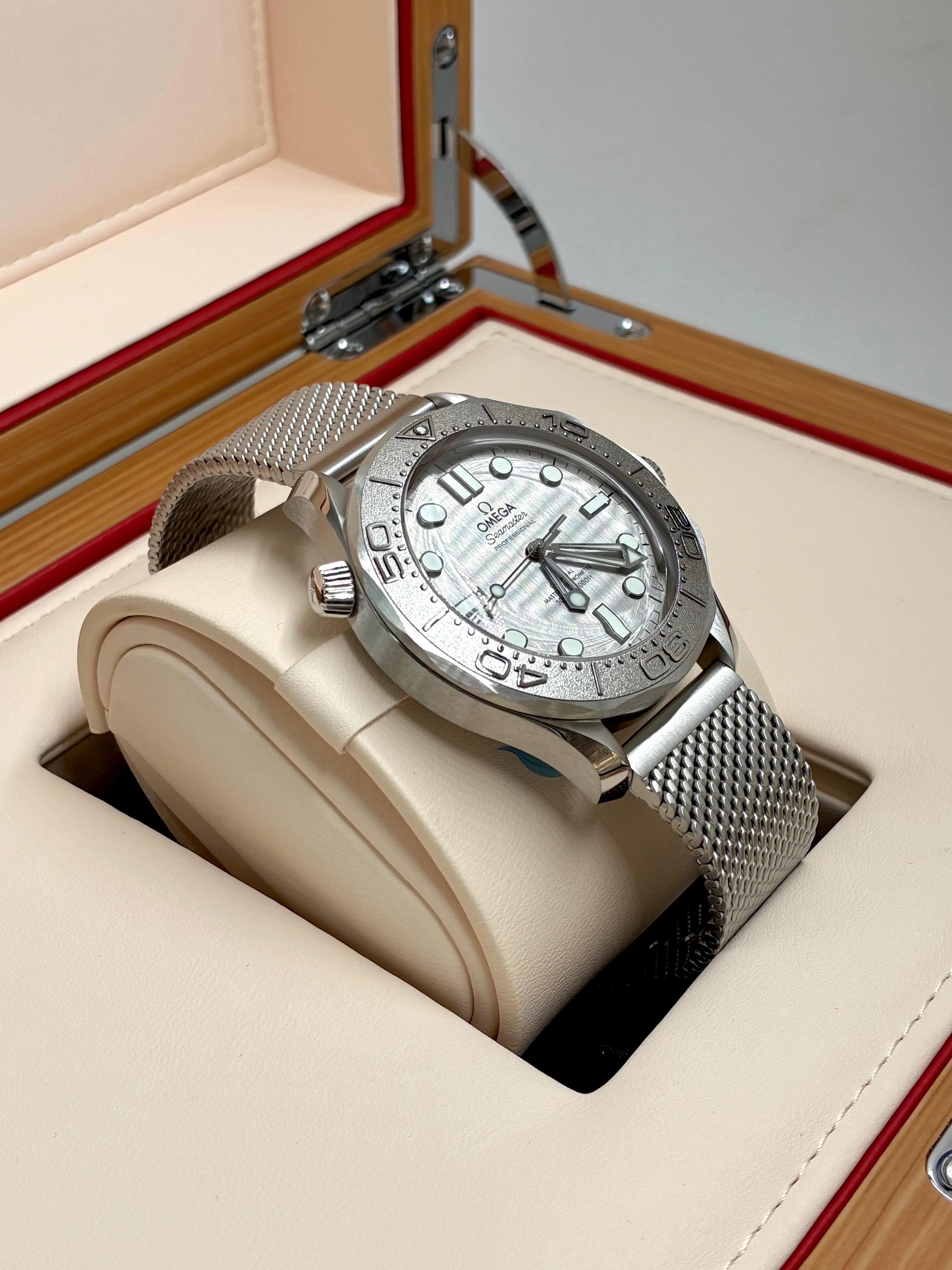 Omega Seamaster Diver 300M 210.30.42.20.06.002 - Image 7