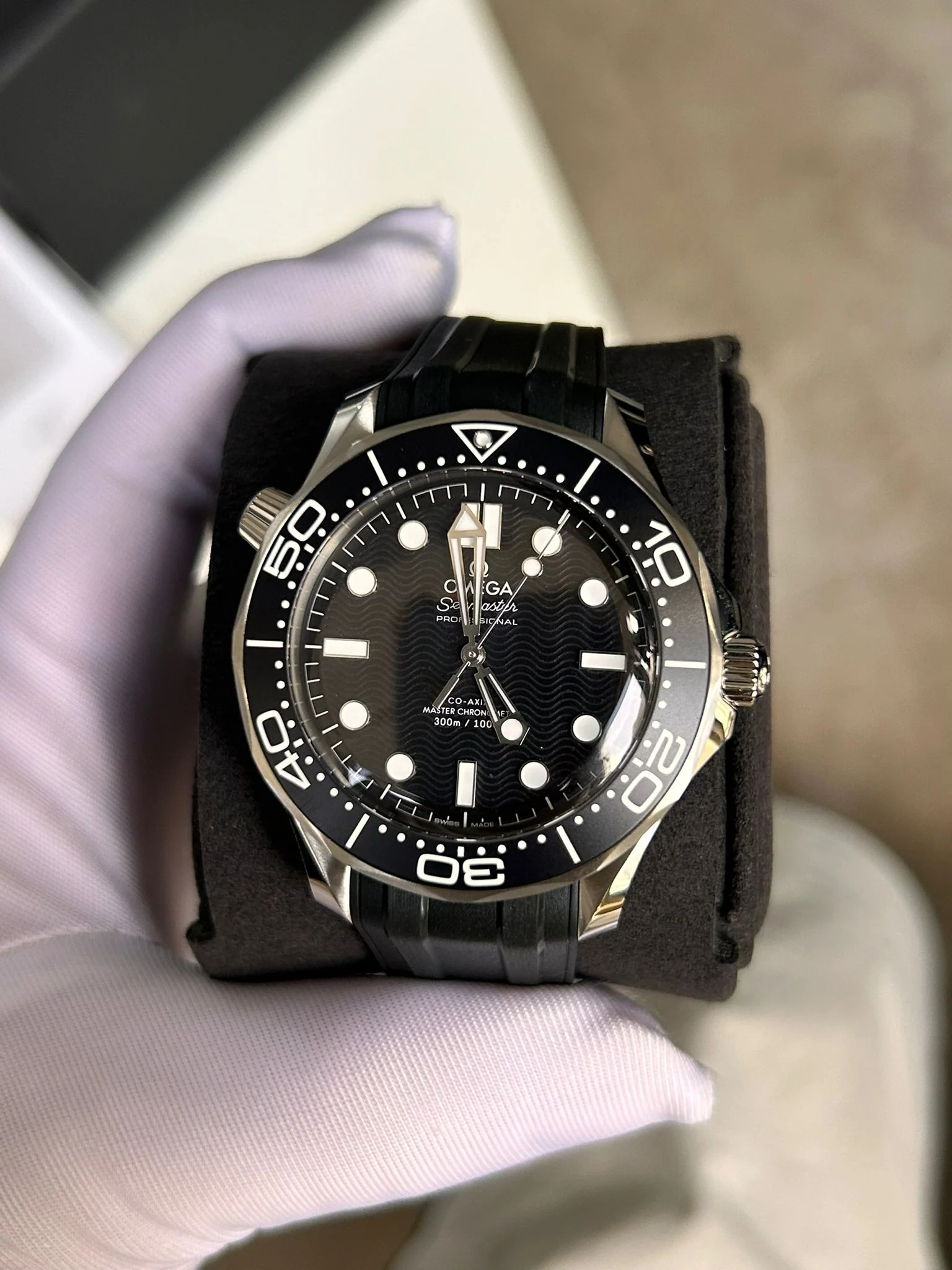 Omega Seamaster Diver 300M 210.32.42.20.01.003 - Image 3