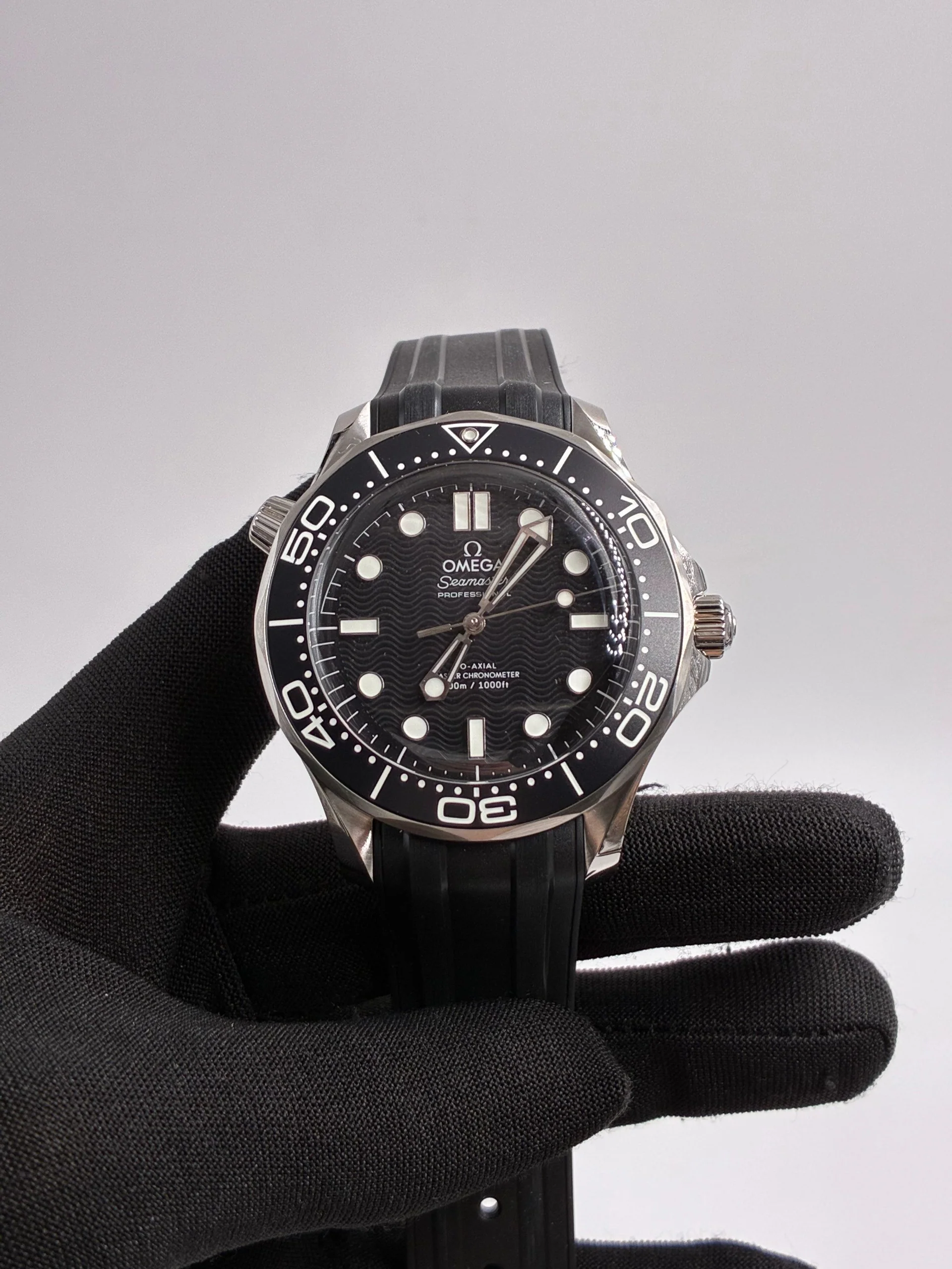 Omega Seamaster Diver 300M 210.32.42.20.01.003 - Image 5