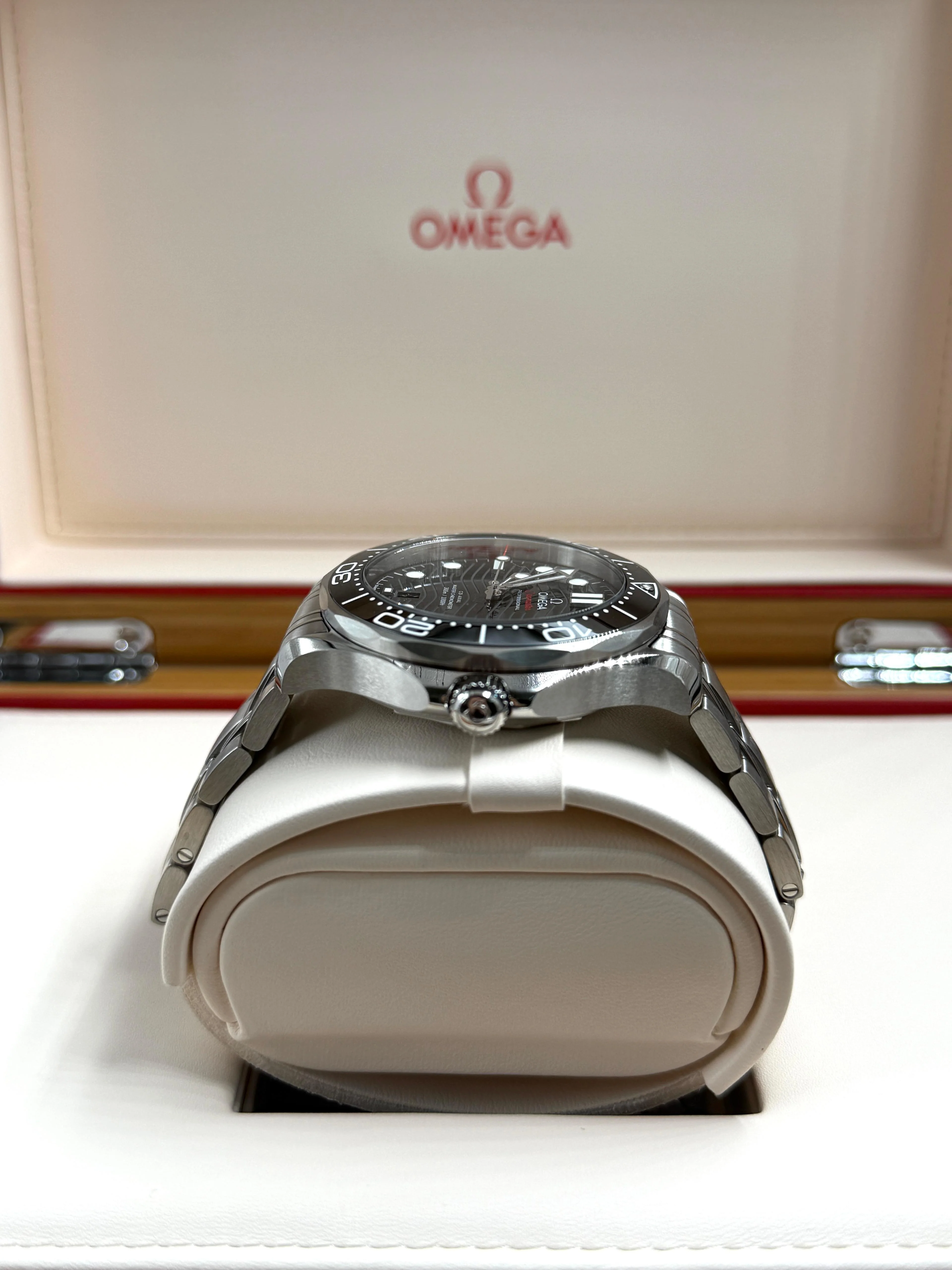 Omega Seamaster Diver 300M 42 MM 210.30.42.20.01.001 - Image 8