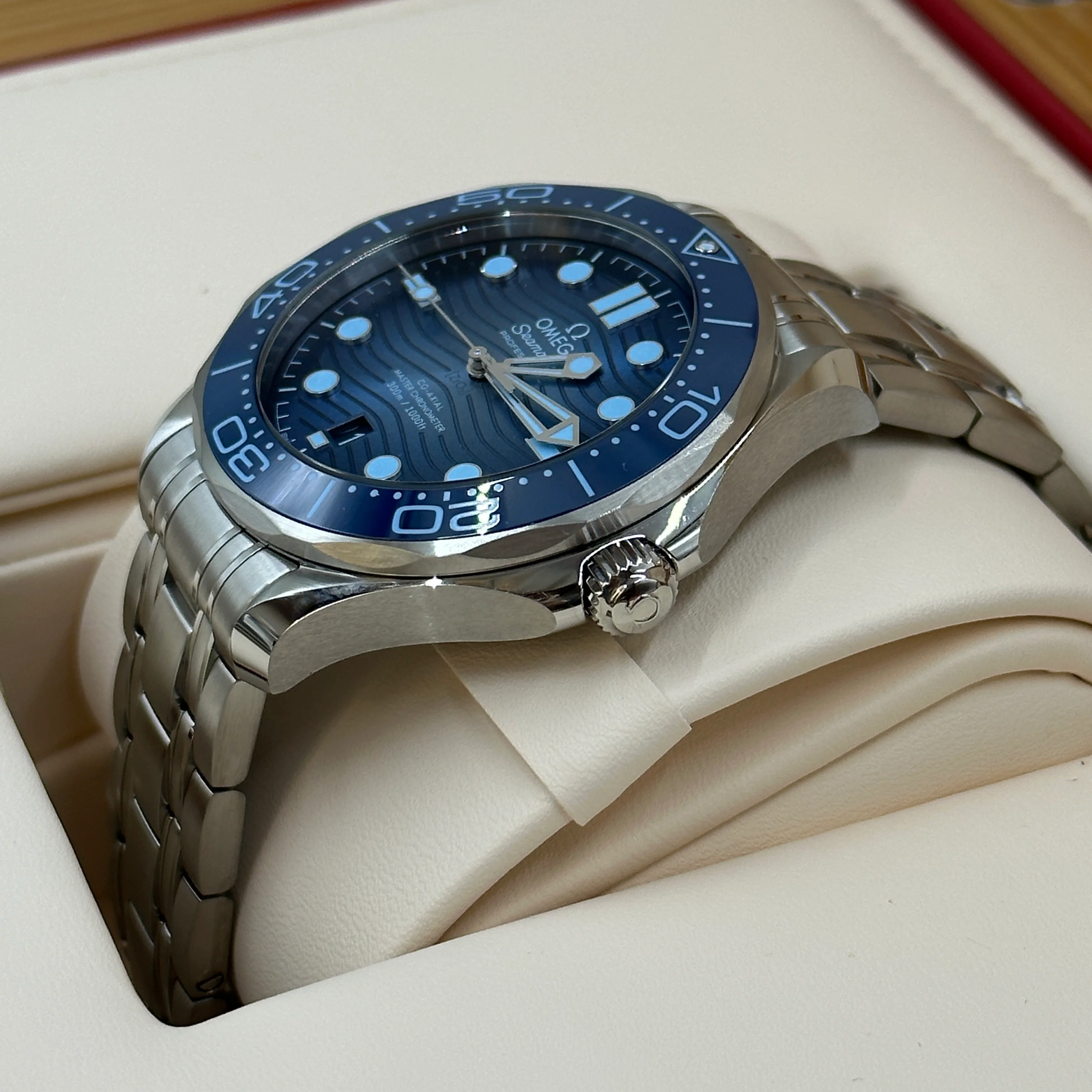 Omega Seamaster Diver 300M 42MM 210.30.42.20.03.003 2023 - Image 12