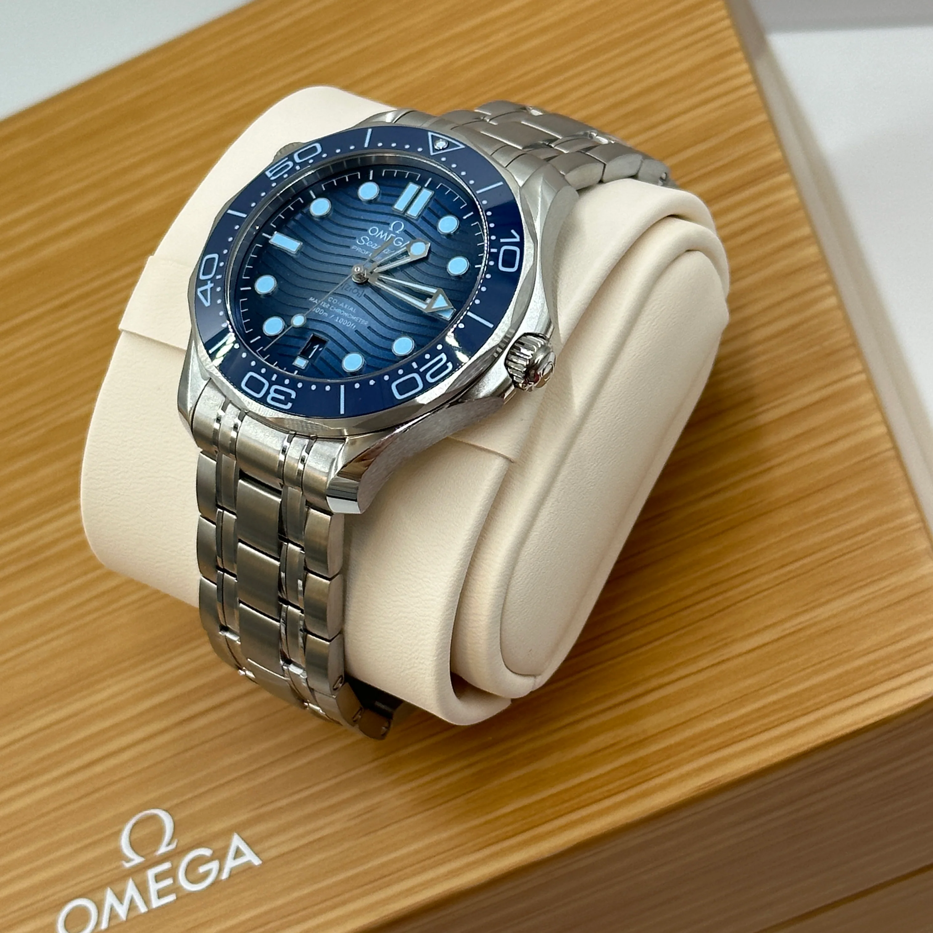 Omega Seamaster Diver 300M 42MM 210.30.42.20.03.003 2023 - Image 6