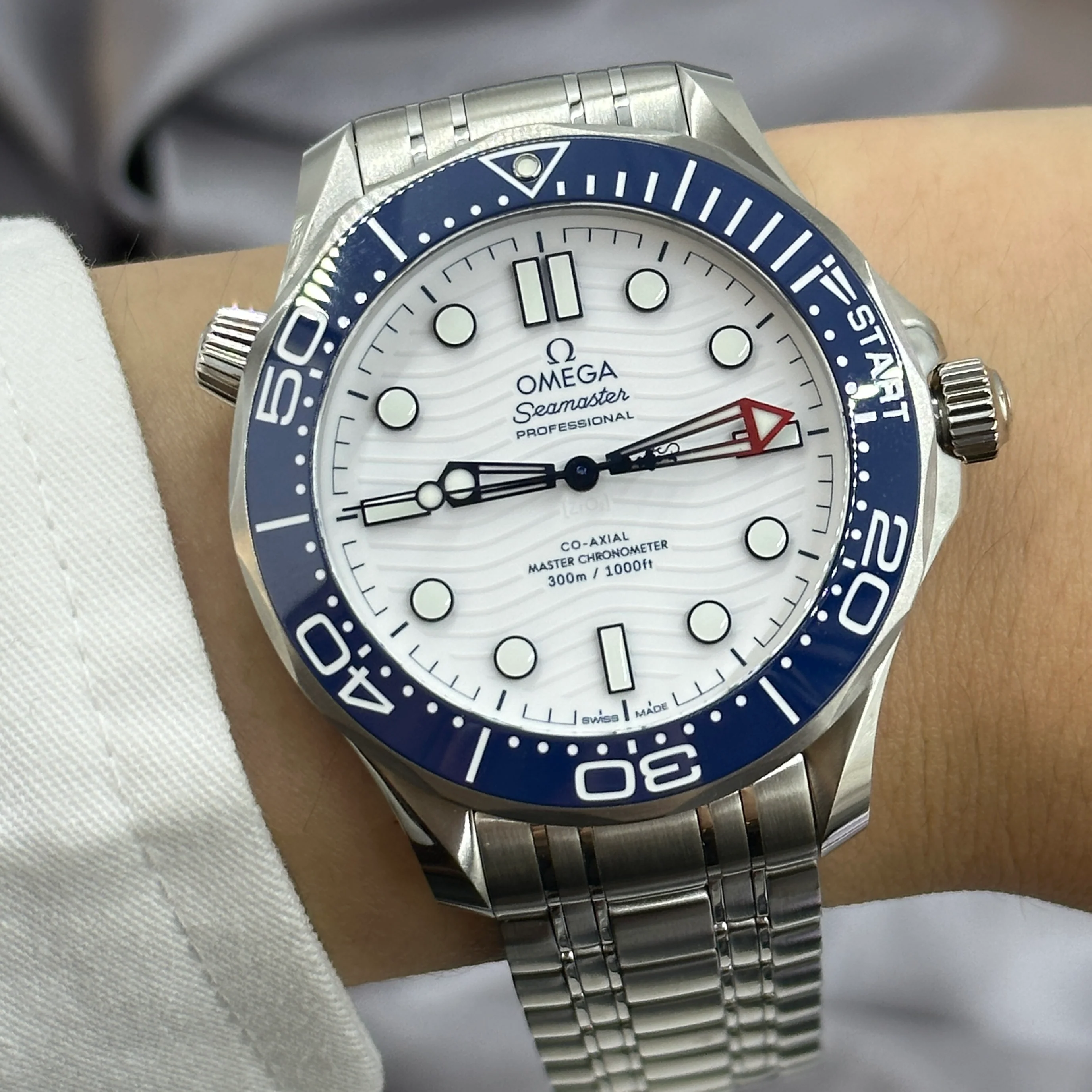 Omega Seamaster Diver 300M 42MM 210.30.42.20.04.002 2024 Iol - Image 10