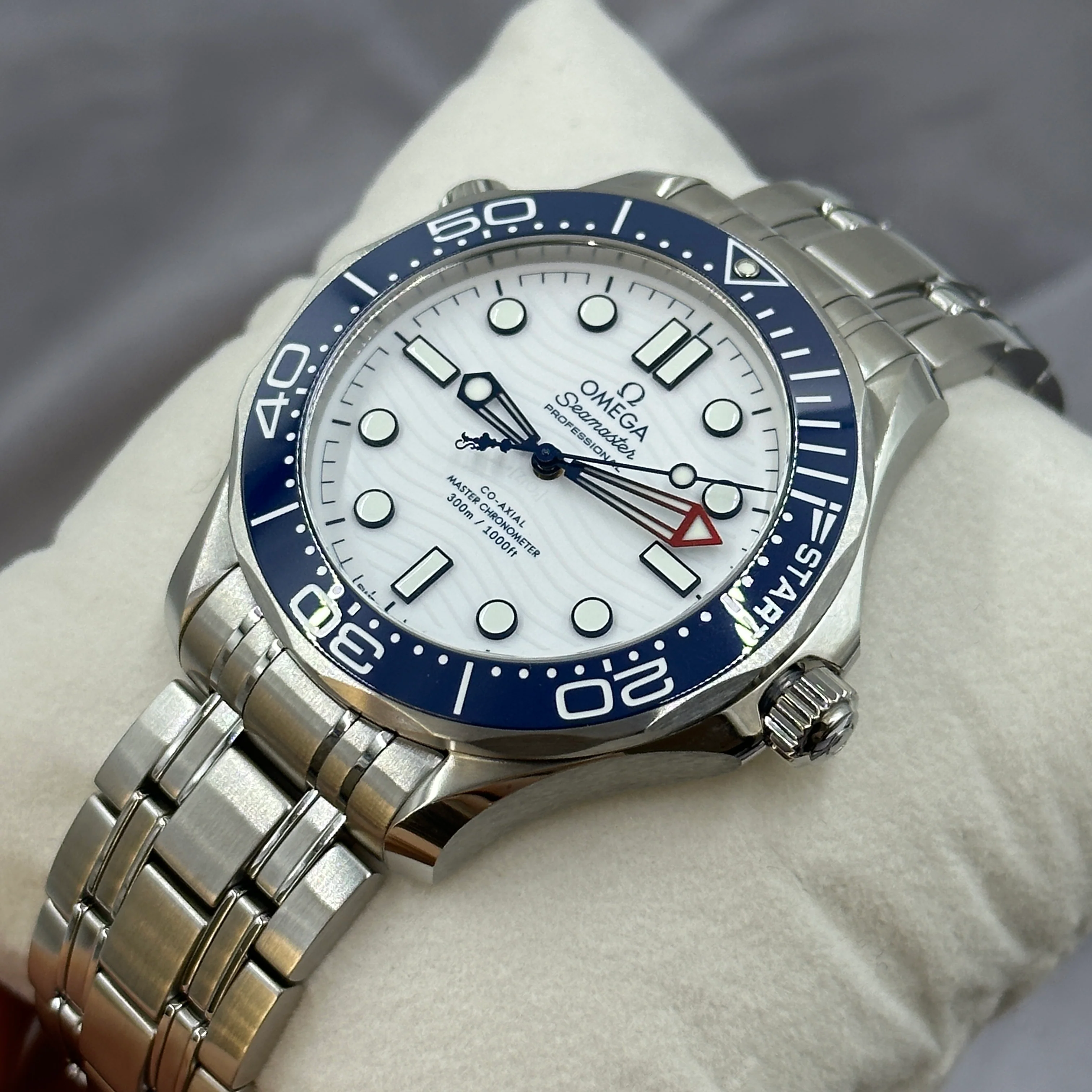Omega Seamaster Diver 300M 42MM 210.30.42.20.04.002 2024 Iol - Image 11