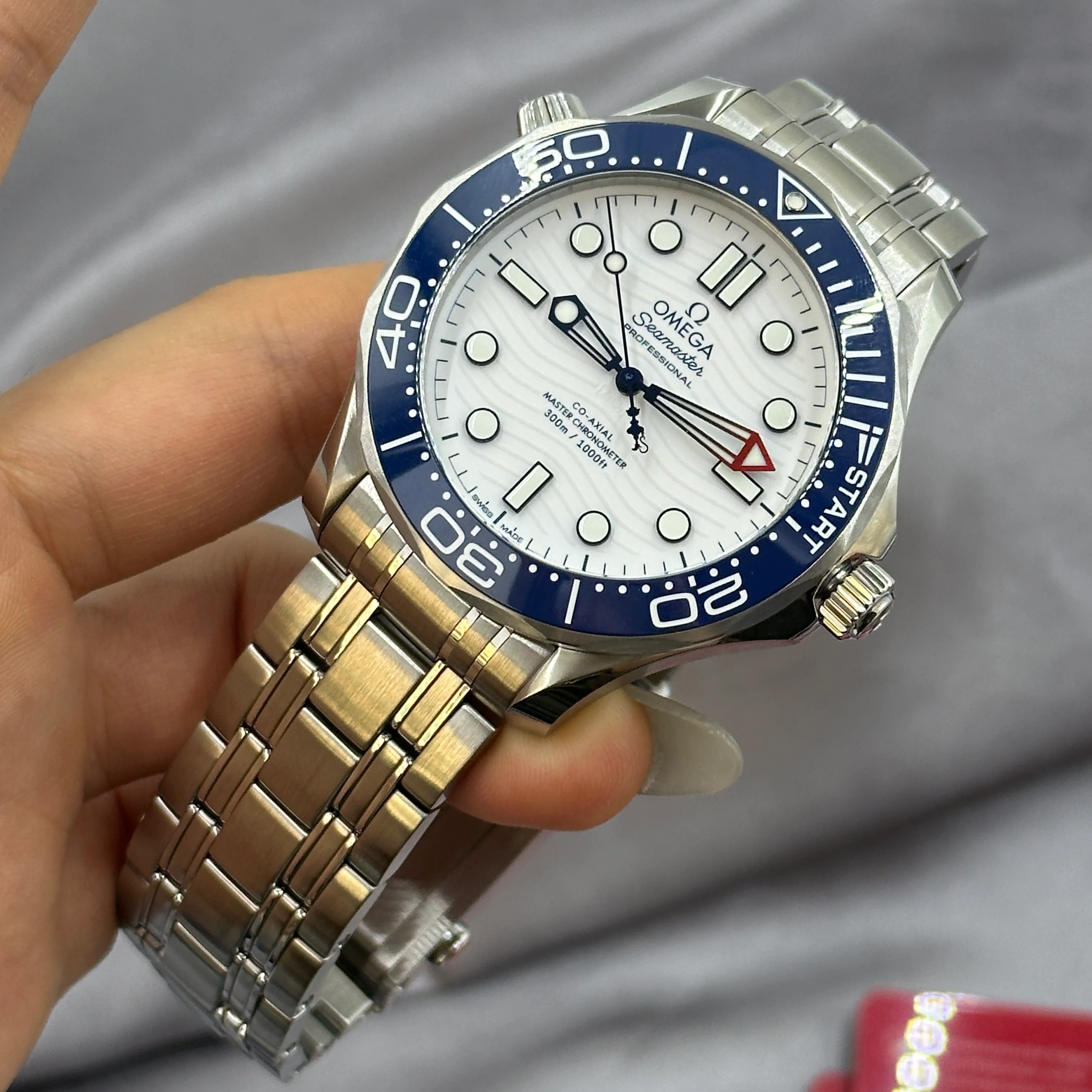 Omega Seamaster Diver 300M 42MM 210.30.42.20.04.002 2024 Iol - Image 6