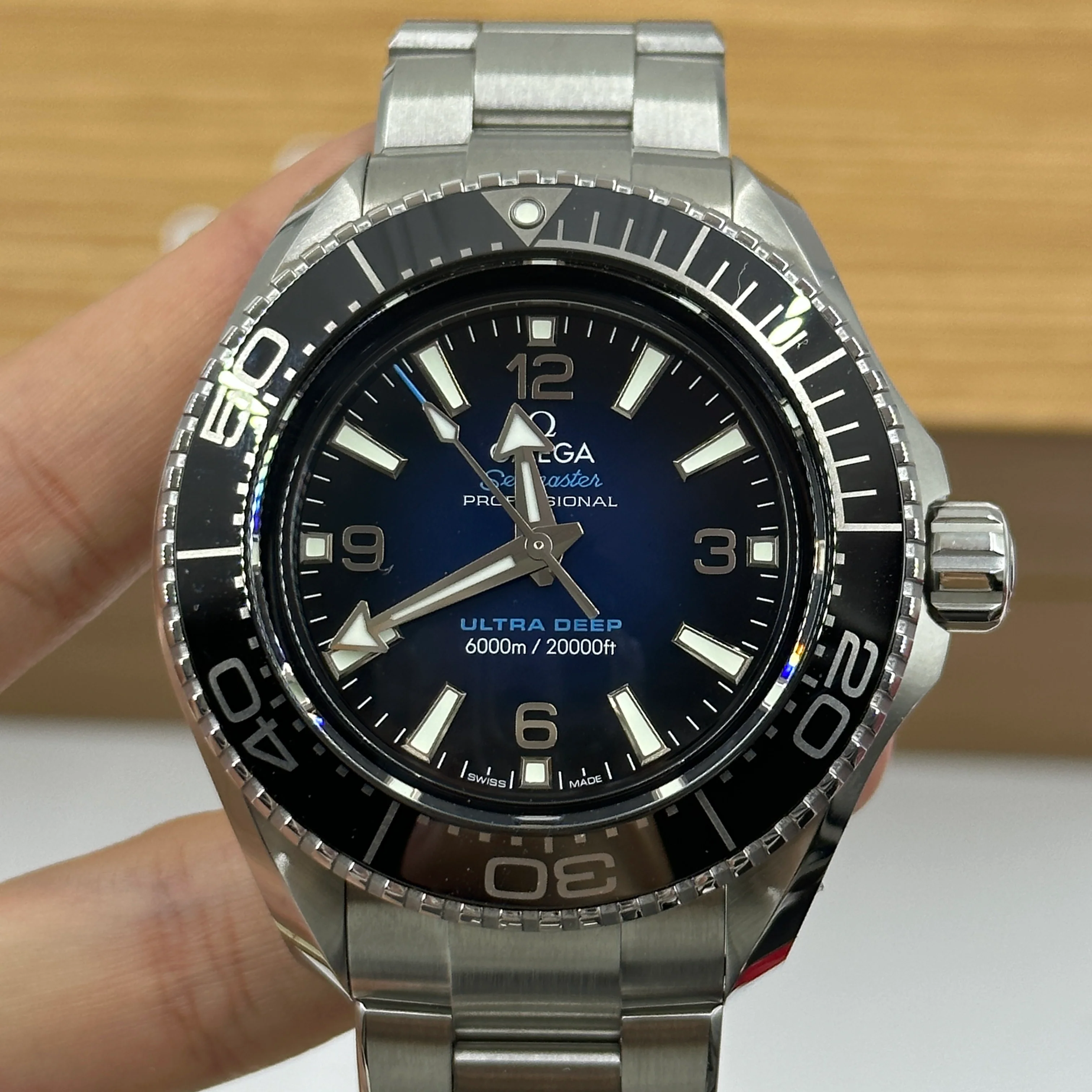 Omega Seamaster Planet Ocean 6000M 45.5 MM 215.30.46.21.03.001 2023 - Image 12