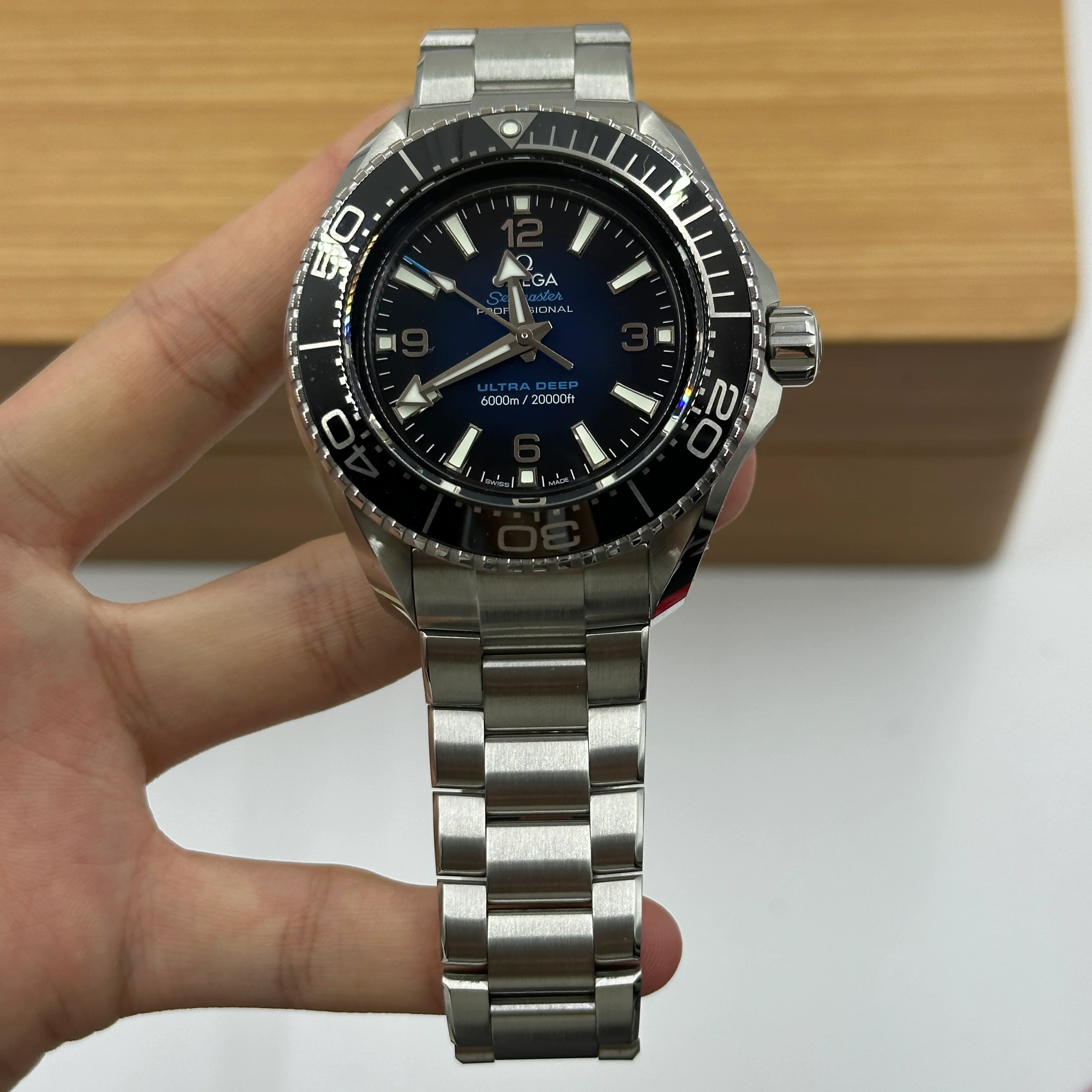 Omega Seamaster Planet Ocean 6000M 45.5 MM 215.30.46.21.03.001 2023 - Image 14