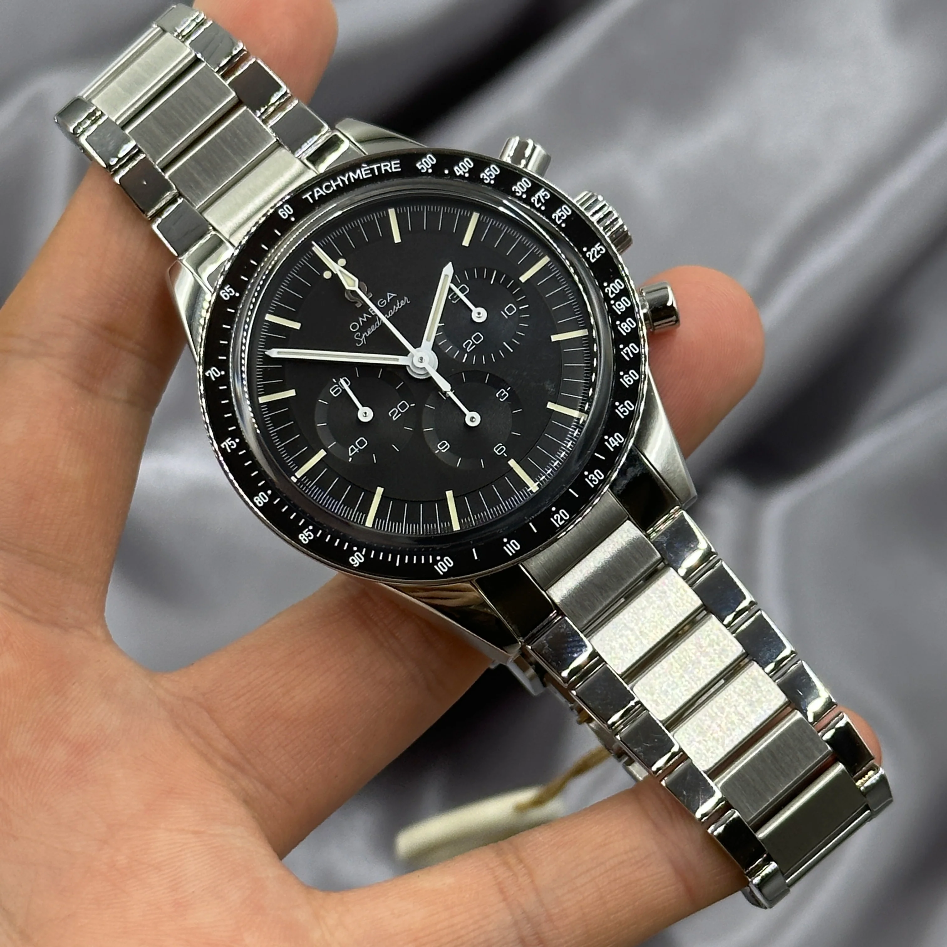 Omega Speedmaster Calibre 321 39.7 MM 311.30.40.30.01.001 2024 - Image 5