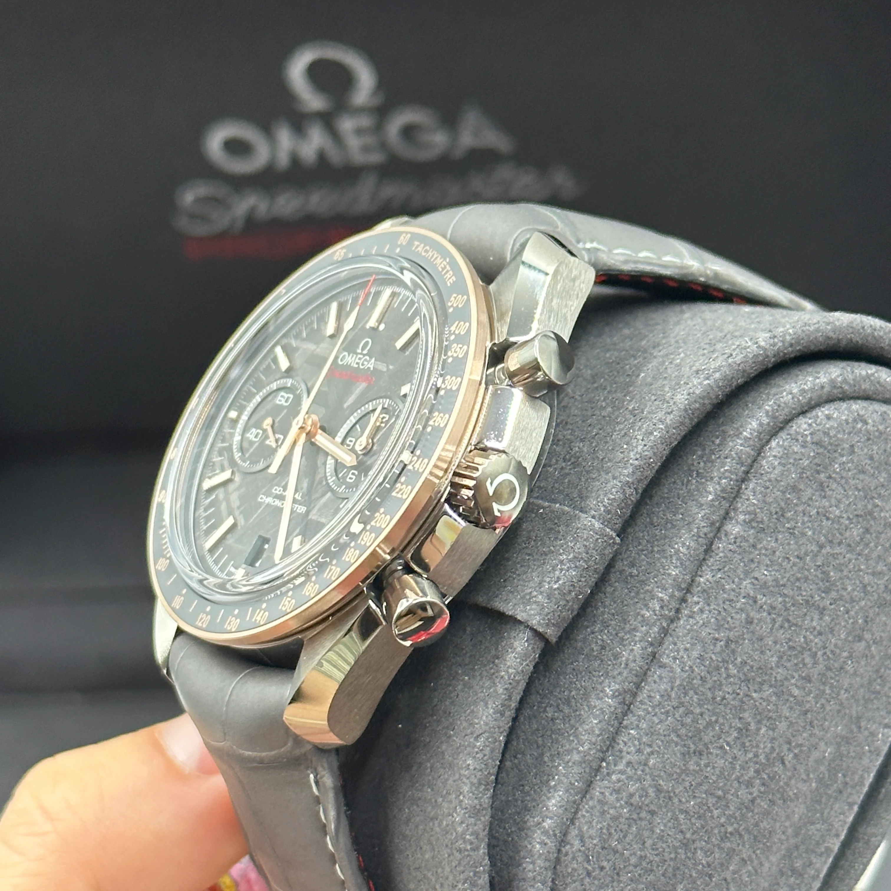 Omega Speedmaster Dark Side Of The Moon 44.25 MM 311.63.44.51.99.001 2025 - Image 10