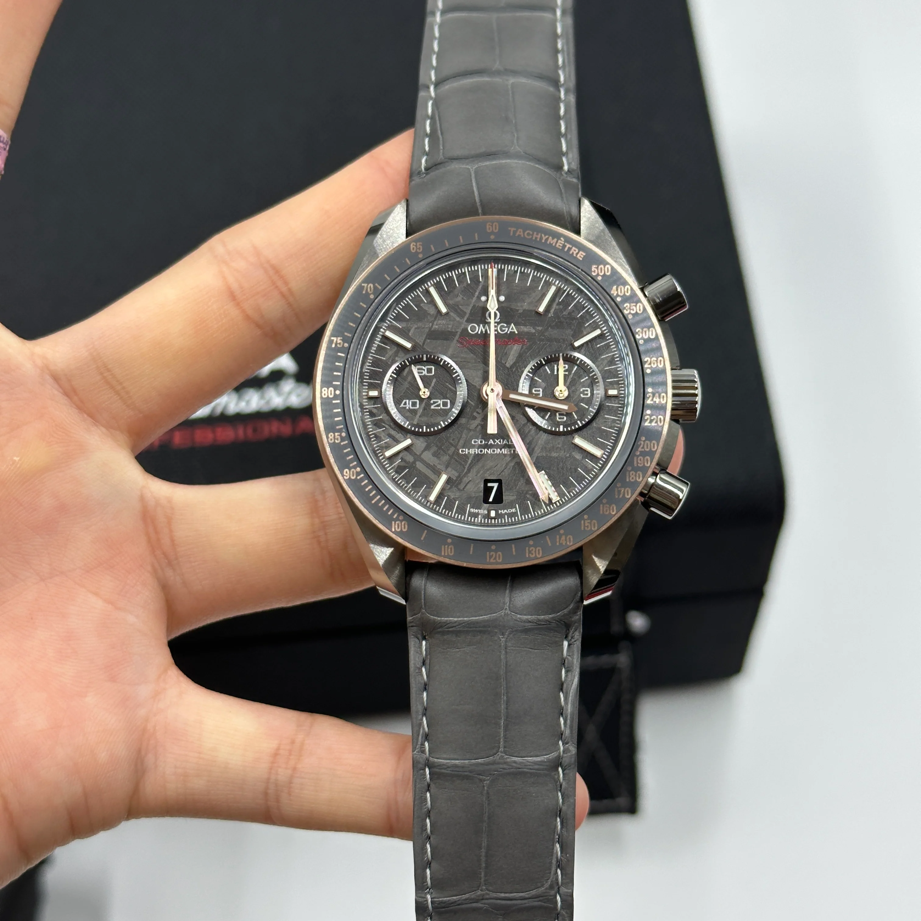 Omega Speedmaster Dark Side Of The Moon 44.25 MM 311.63.44.51.99.001 2025 - Image 14