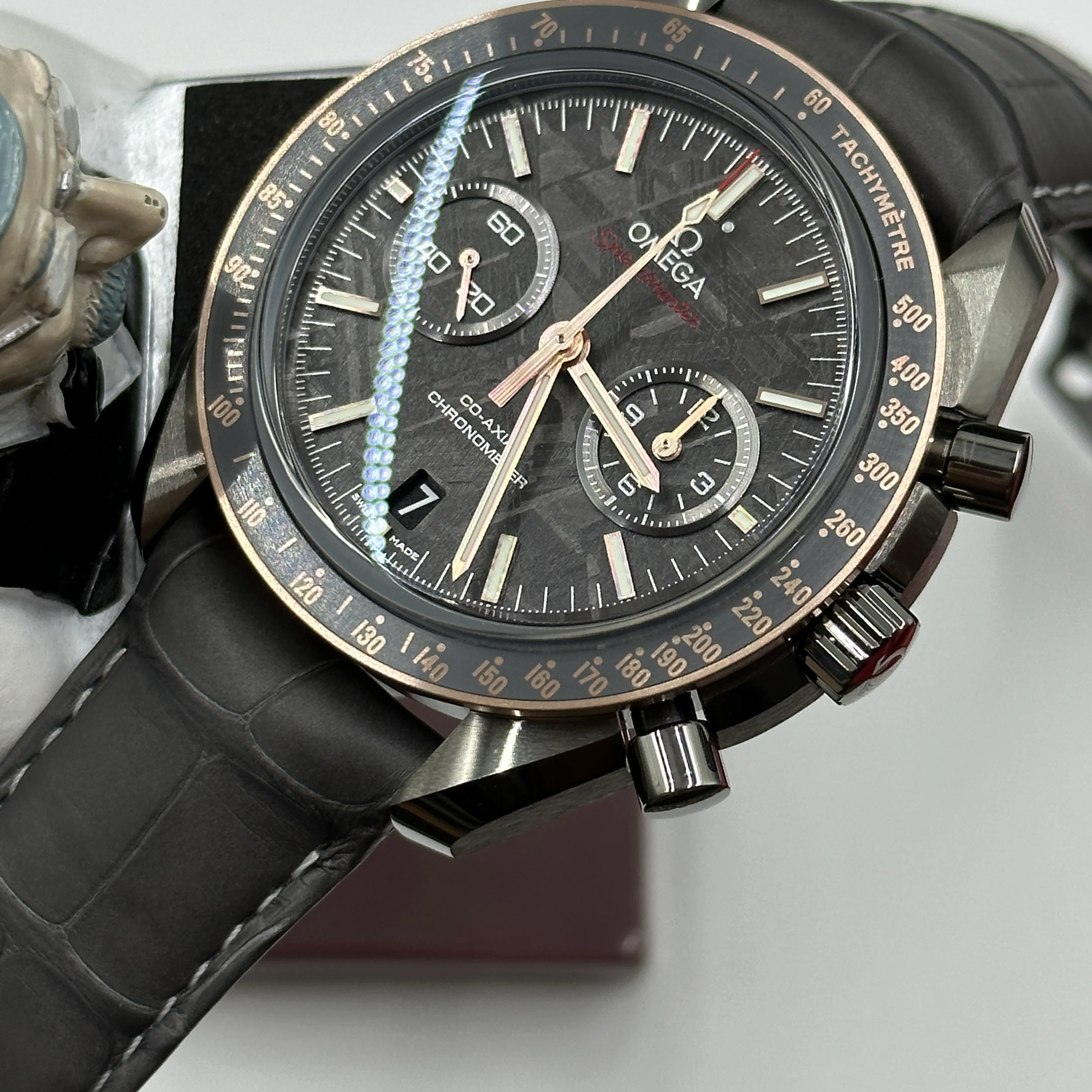 Omega Speedmaster Dark Side Of The Moon 44.25 MM 311.63.44.51.99.001 2025 - Image 18