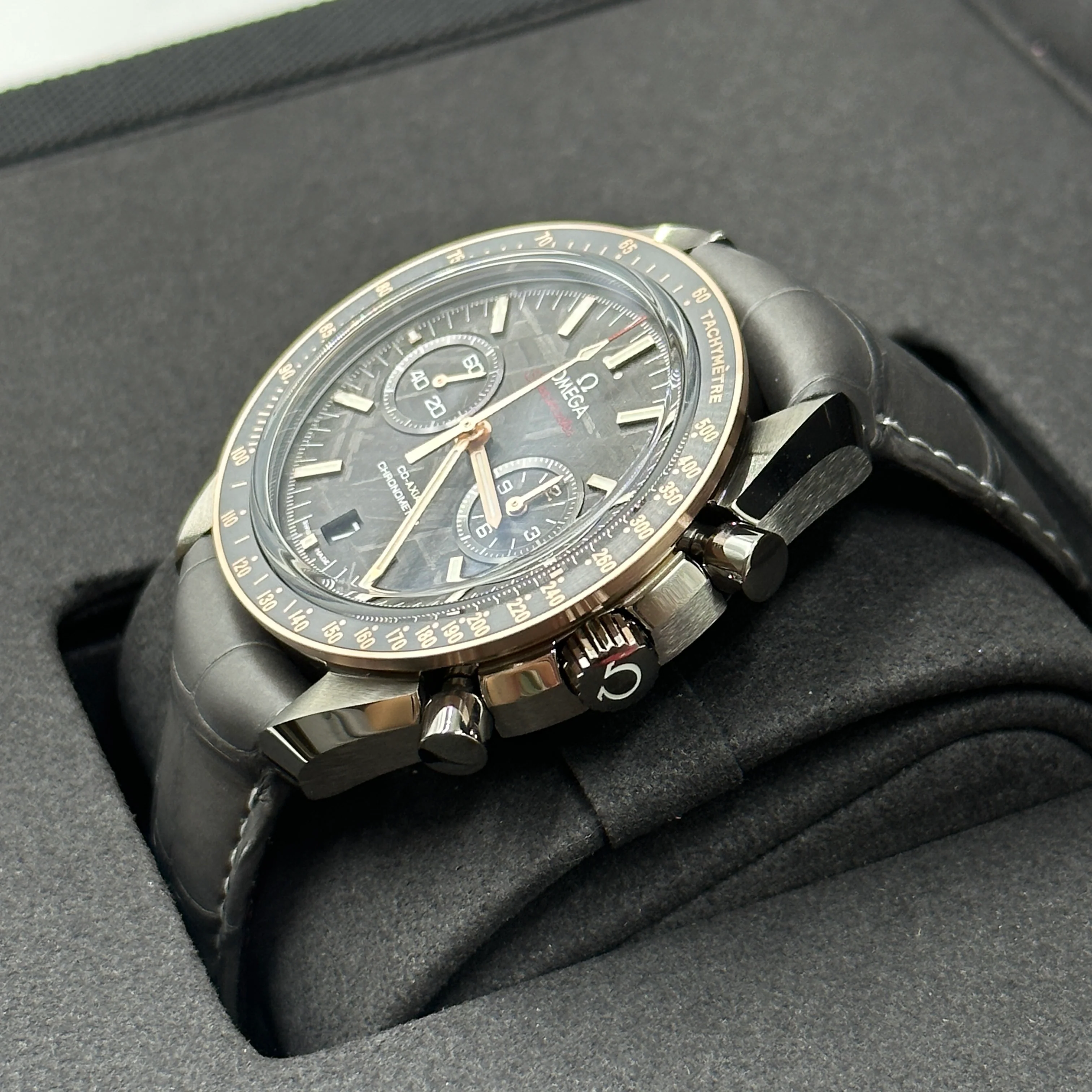 Omega Speedmaster Dark Side Of The Moon 44.25 MM 311.63.44.51.99.001 2025 - Image 6