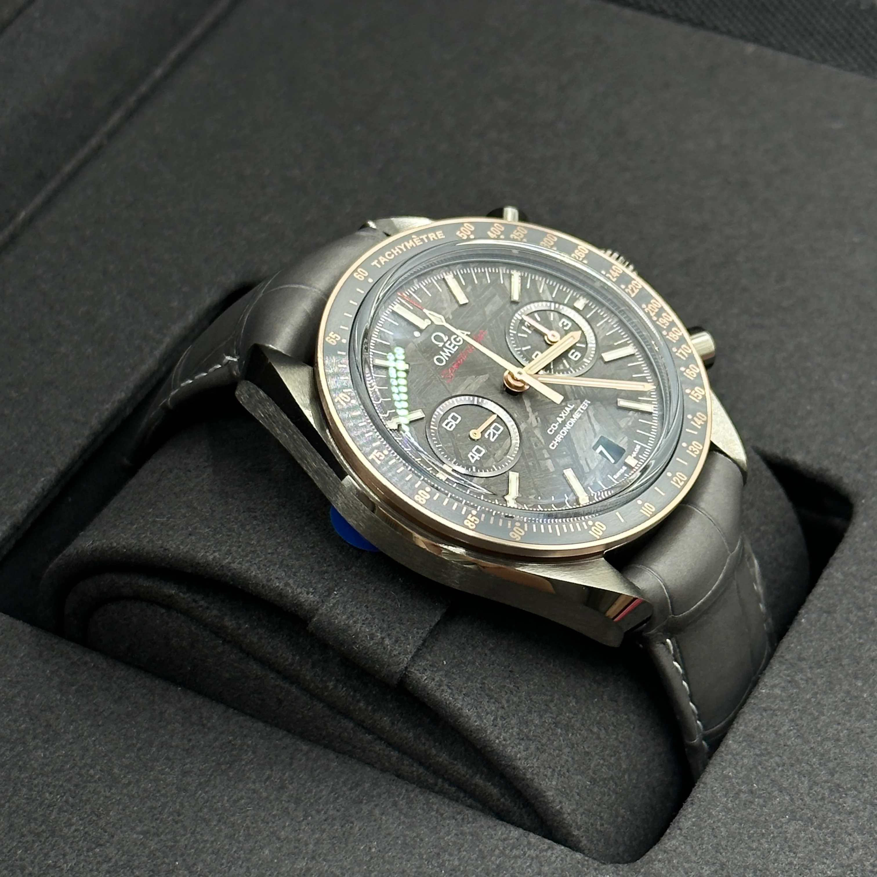 Omega Speedmaster Dark Side Of The Moon 44.25 MM 311.63.44.51.99.001 2025 - Image 7
