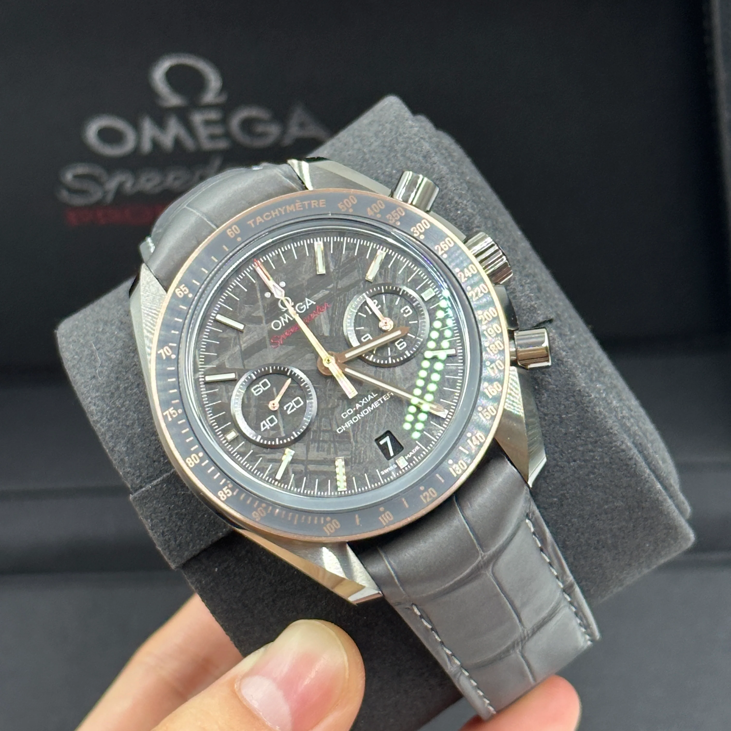Omega Speedmaster Dark Side Of The Moon 44.25 MM 311.63.44.51.99.001 2025 - Image 9