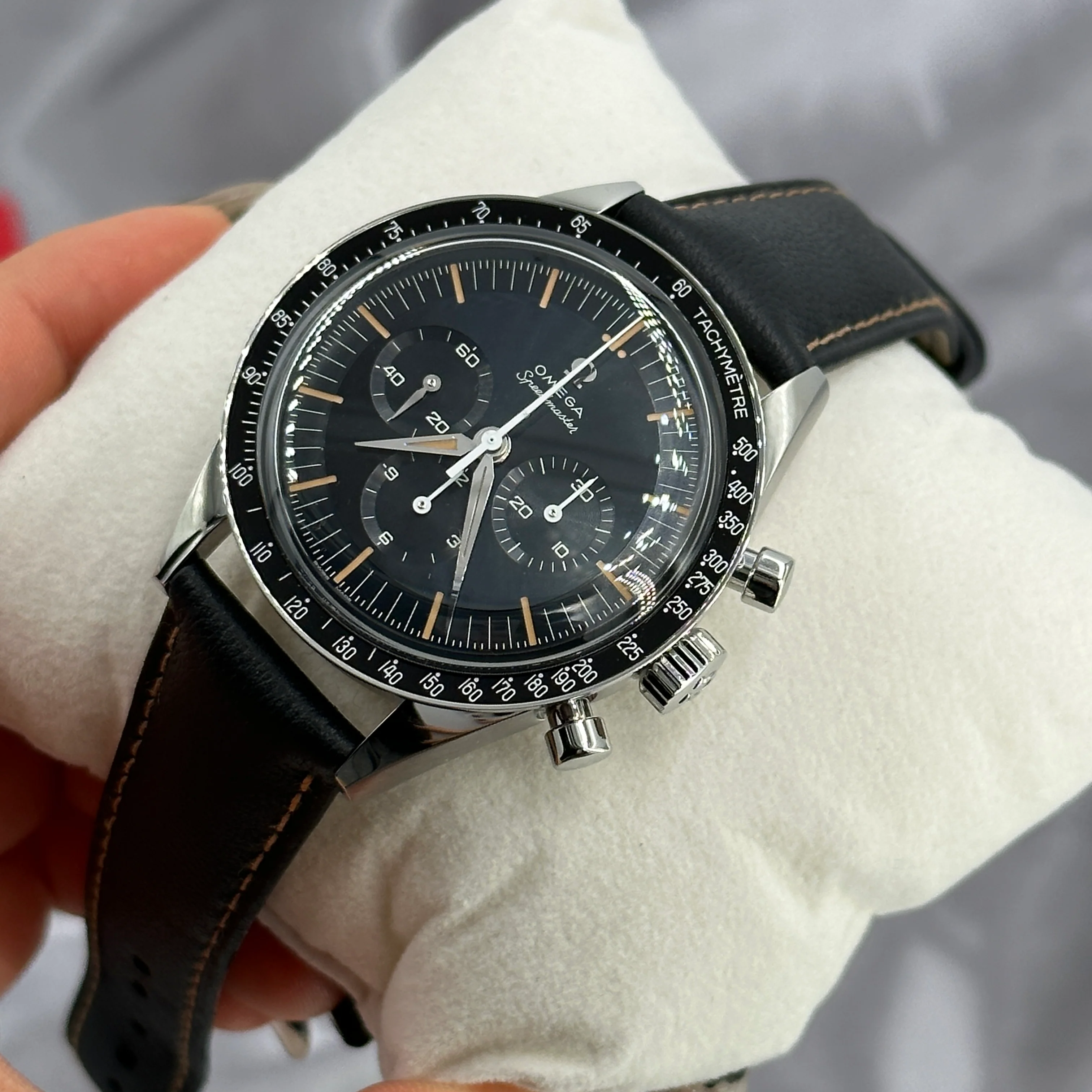 Omega Speedmaster First Omega In Space 39.7MM 310.32.40.50.06.001 2025 - Image 12