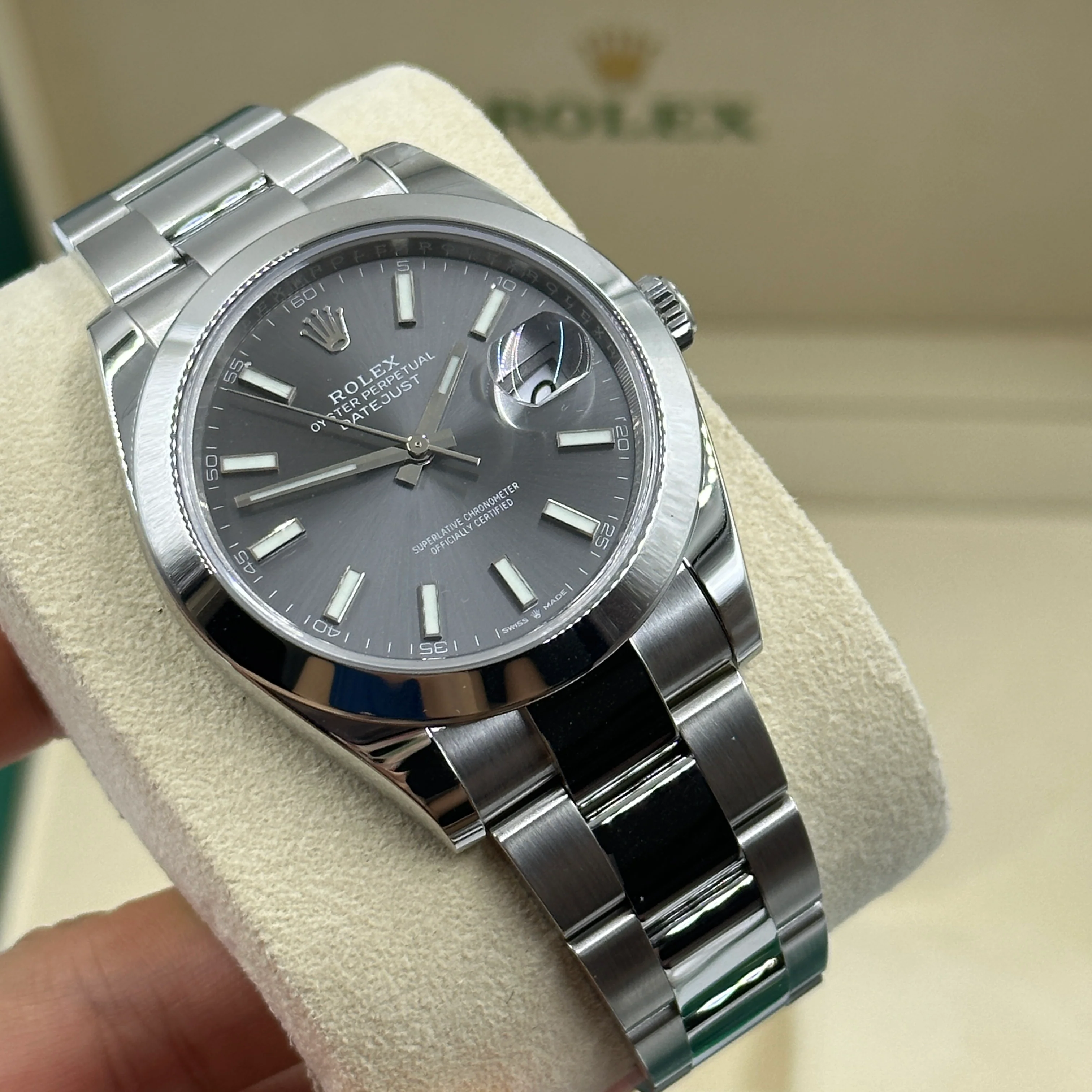 Rolex Datejust 41 126300 Grey Index Dial Oyster 2026 - Image 3