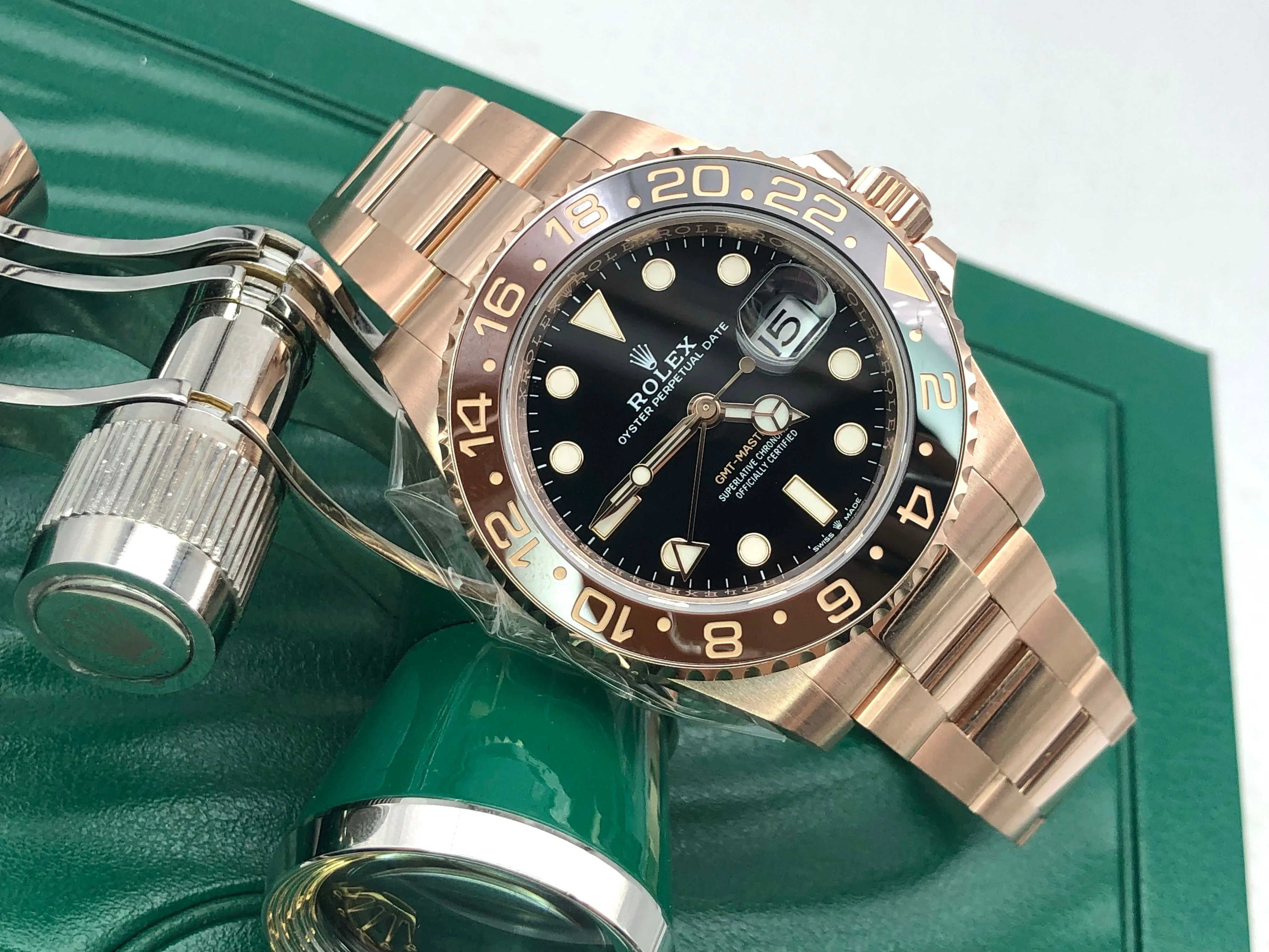 Rolex GMT-Master II 40 126715CHNR 2024 - Image 10
