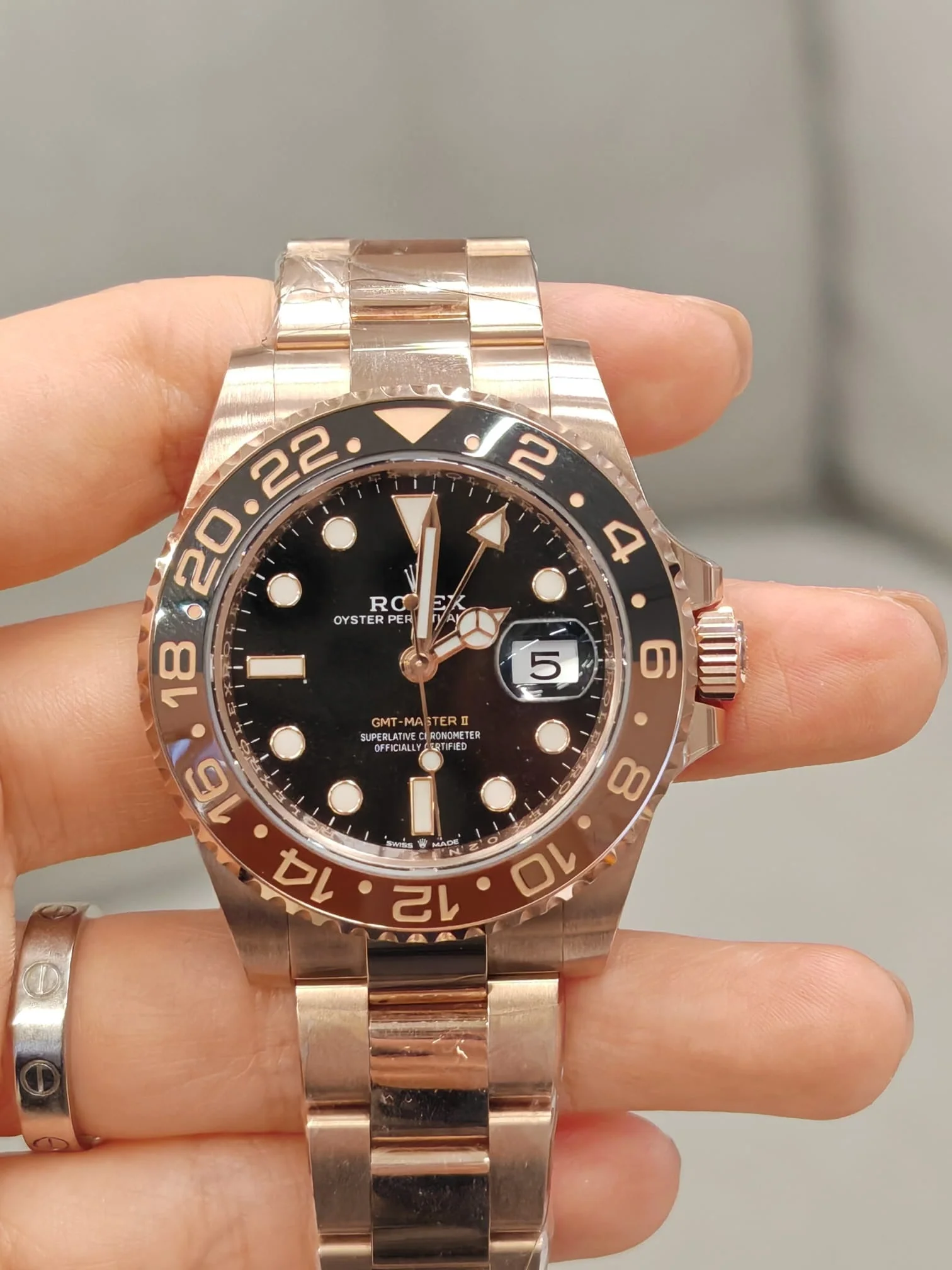 Rolex GMT-Master II 40 126715CHNR 2024 - Image 4