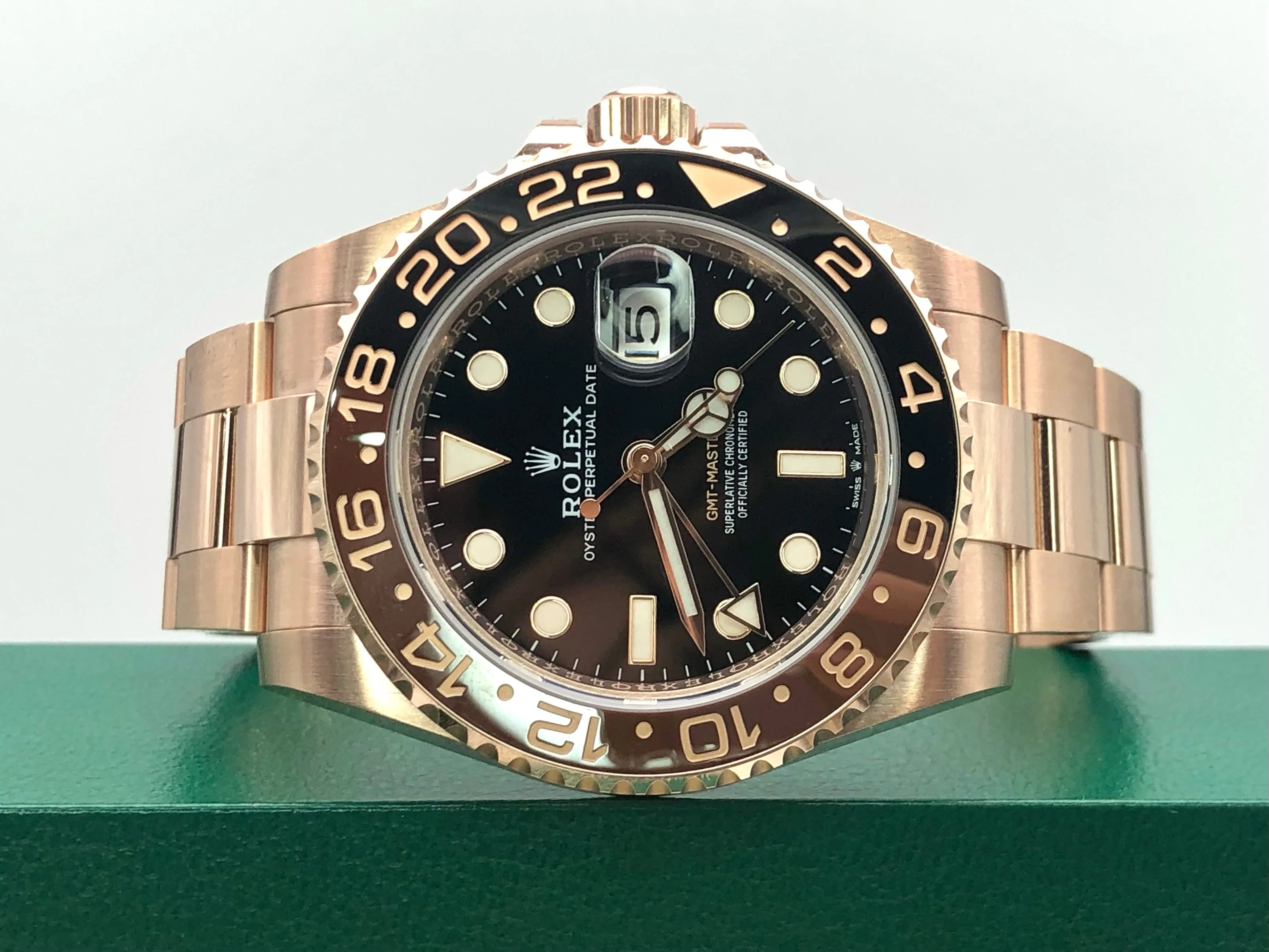 Rolex GMT-Master II 40 126715CHNR 2024 - Image 9