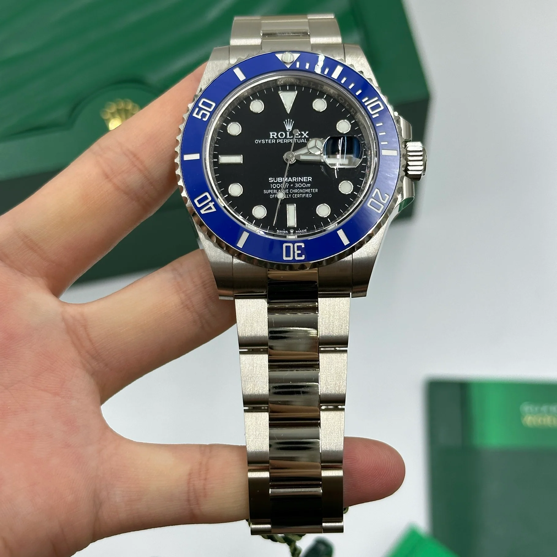 Rolex Submariner Date 41 126619LB 2021 - Image 3