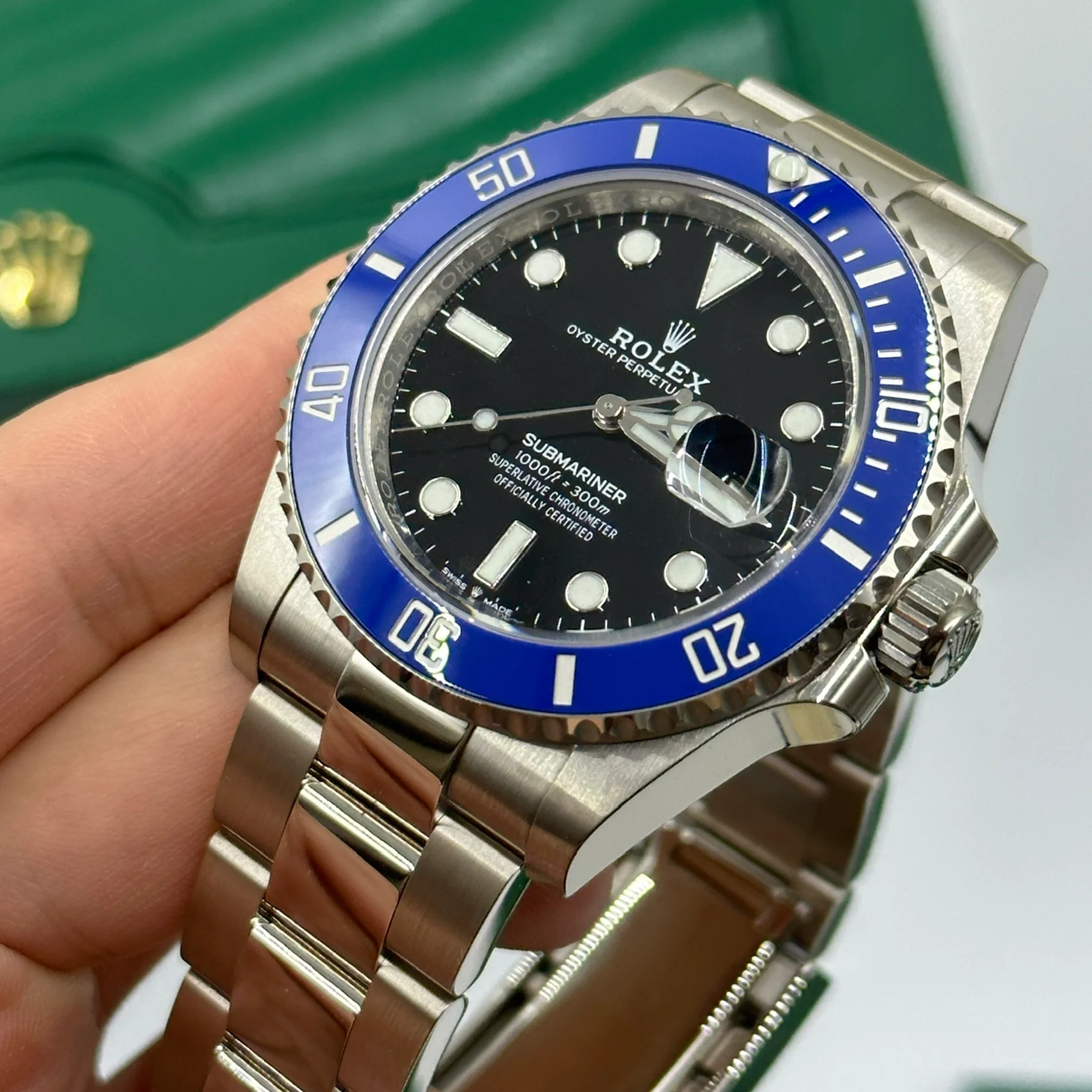 Rolex Submariner Date 41 126619LB 2021 - Image 6