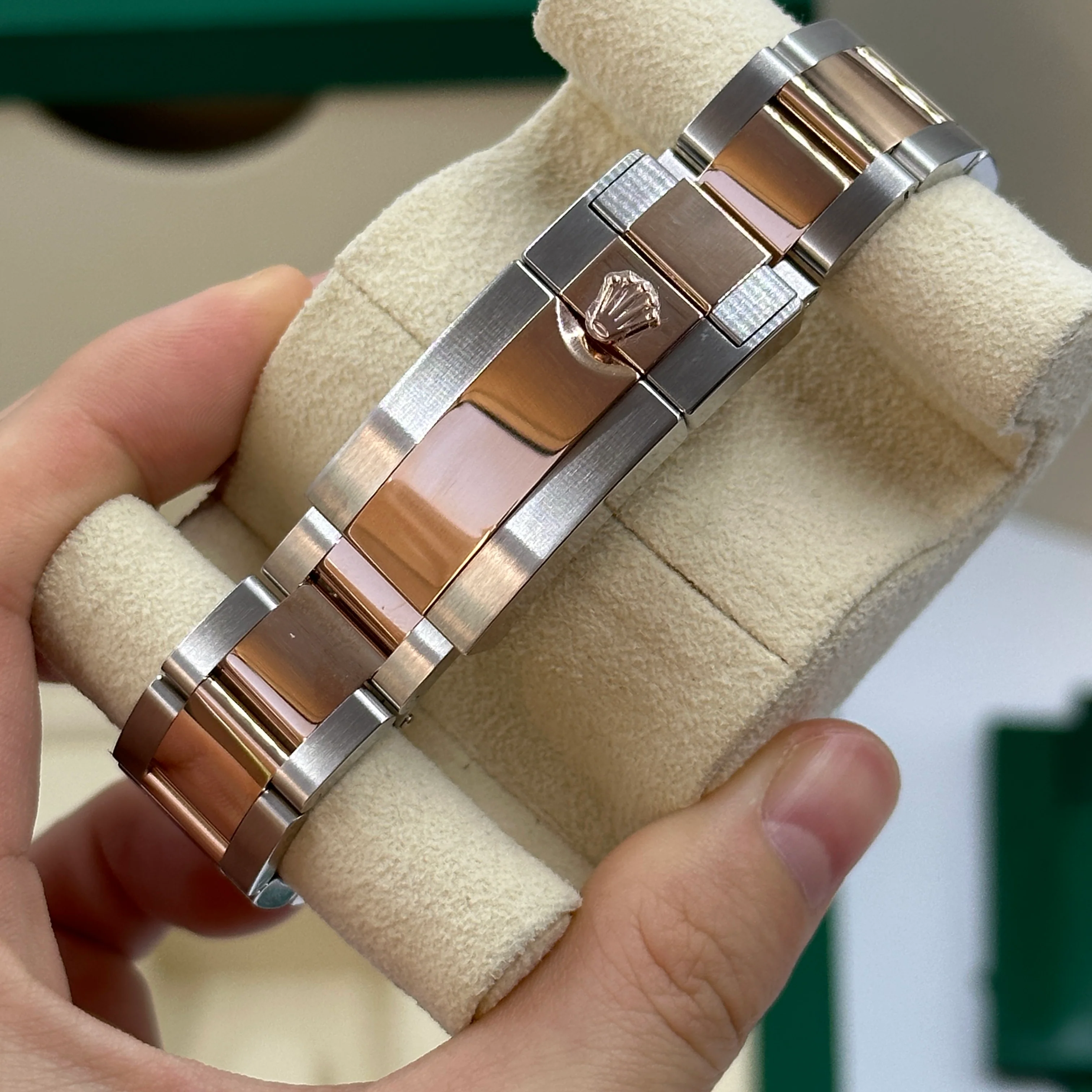 Rolex Yacht-Master 40 126621 Black 2025 - Image 11