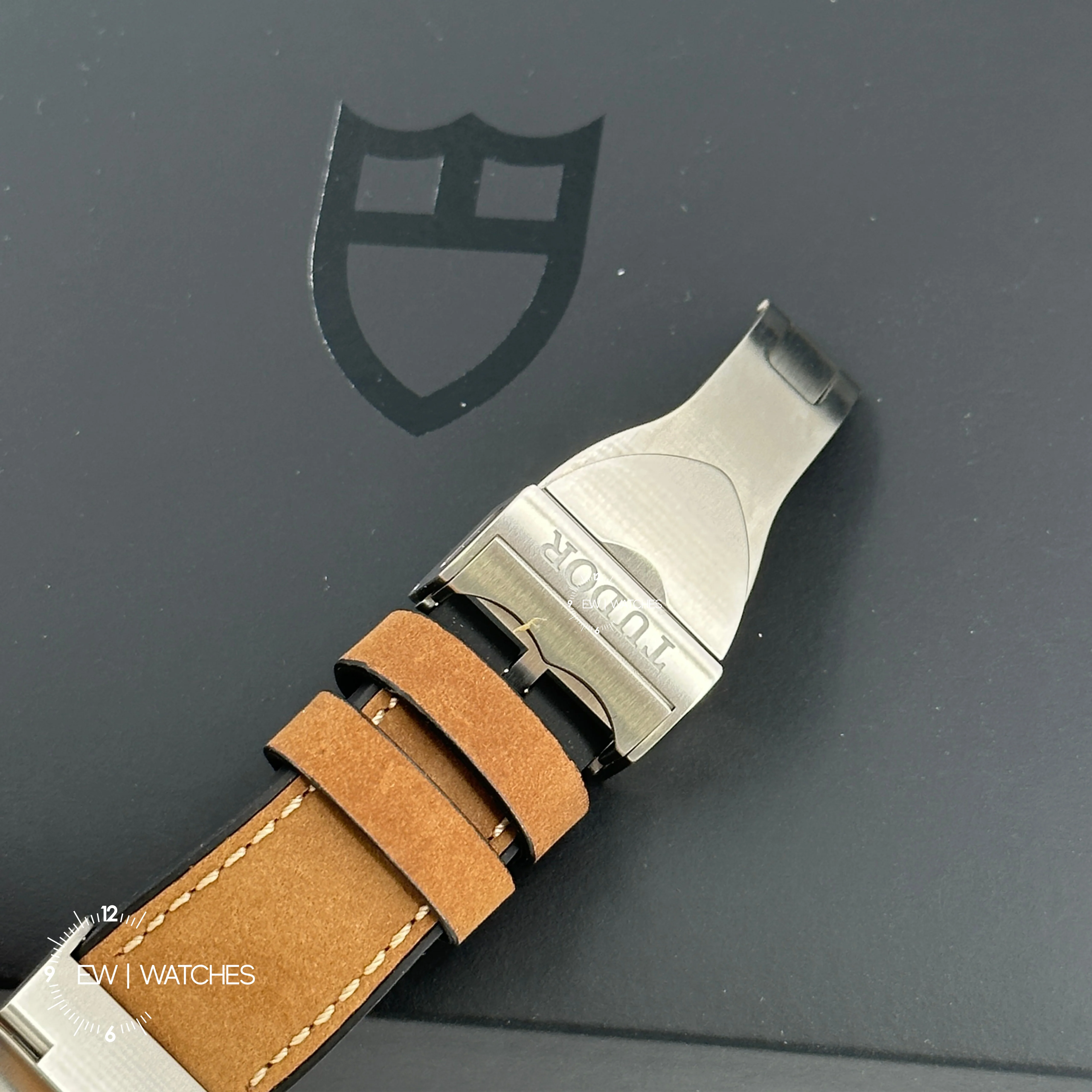 Tudor Black Bay P01 42mm 70150-0001 Black Leather 2024 - Image 5