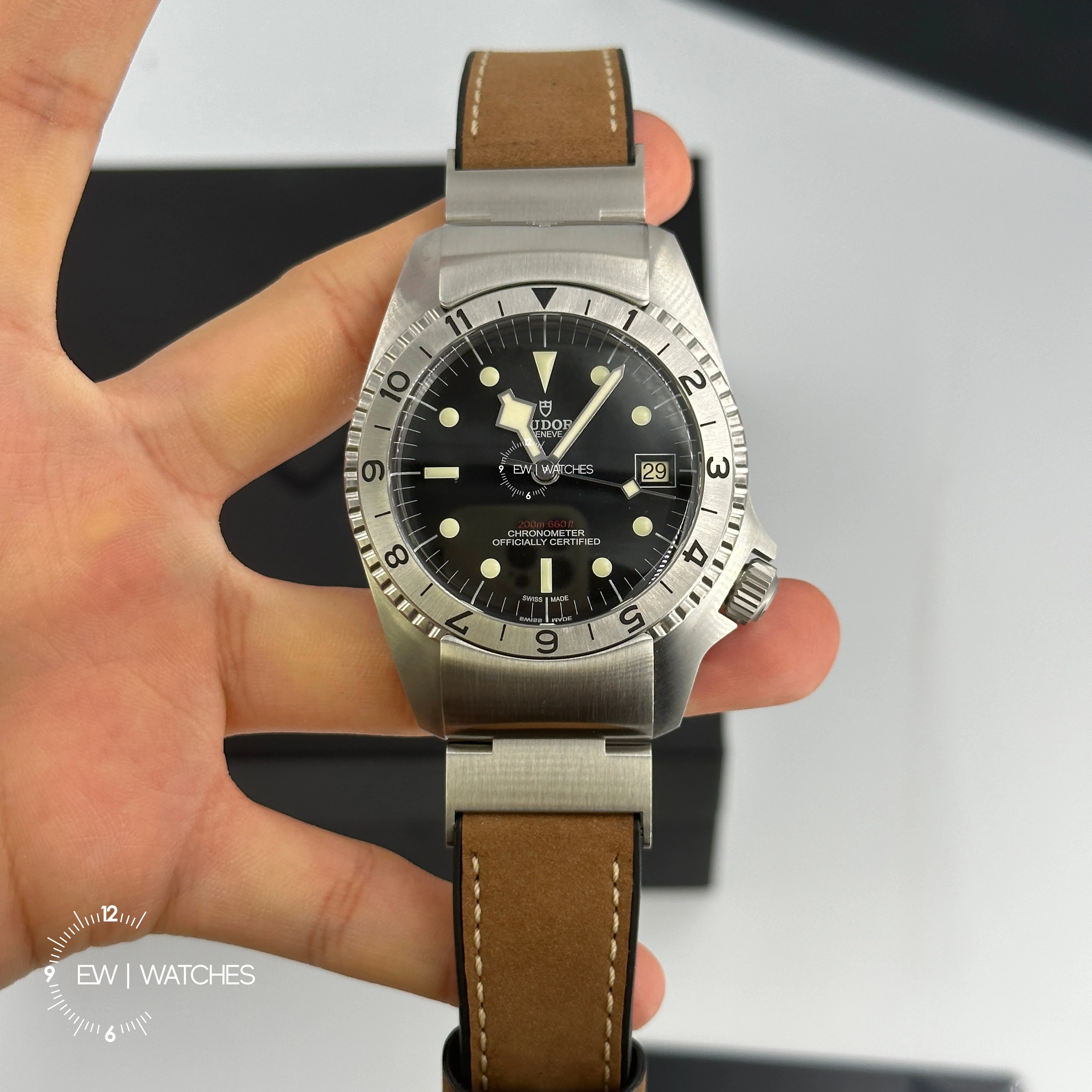 Tudor Black Bay P01 42mm 70150-0001 Black Leather 2024 - Image 6
