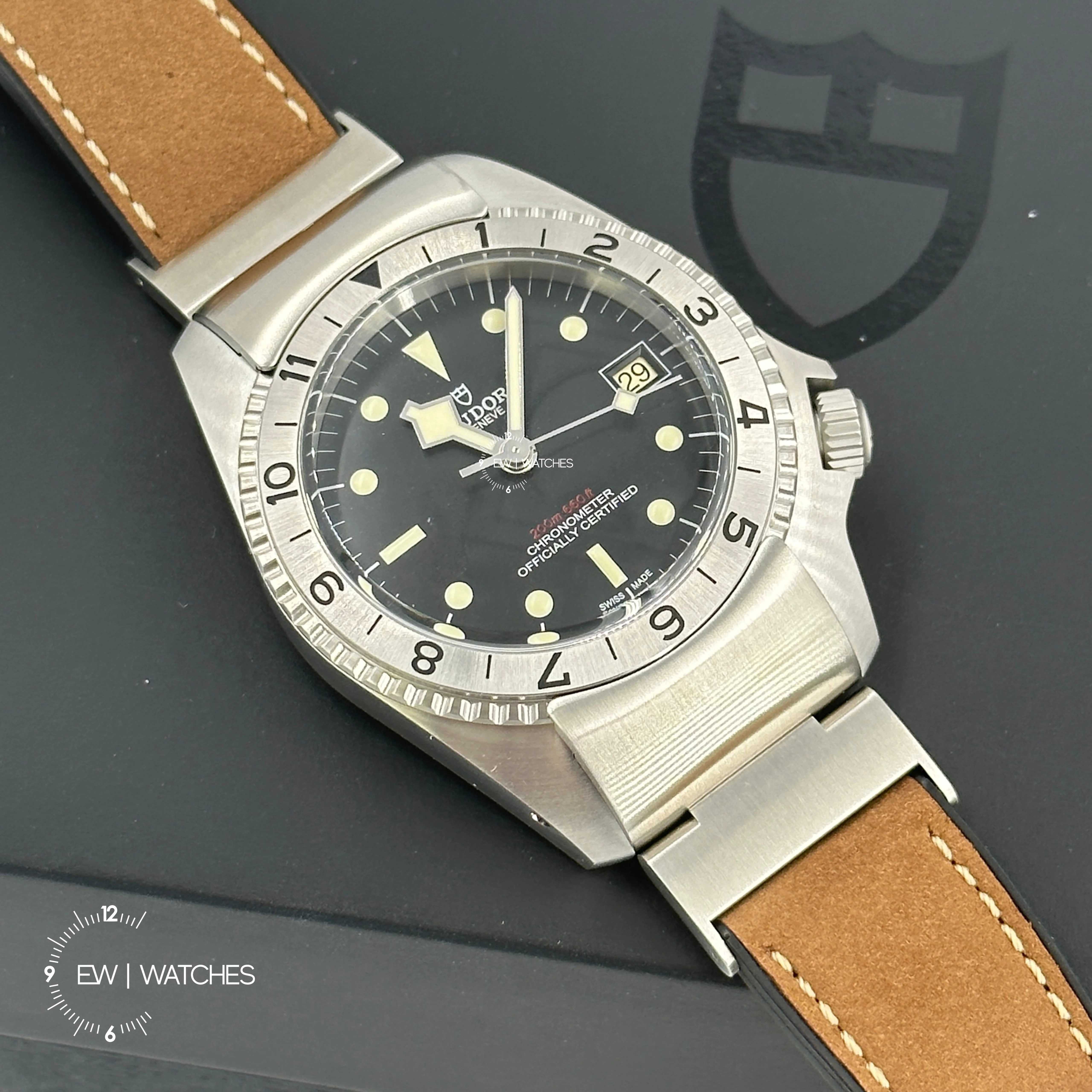 Tudor Black Bay P01 42mm 70150-0001 Black Leather 2024 - Image 7