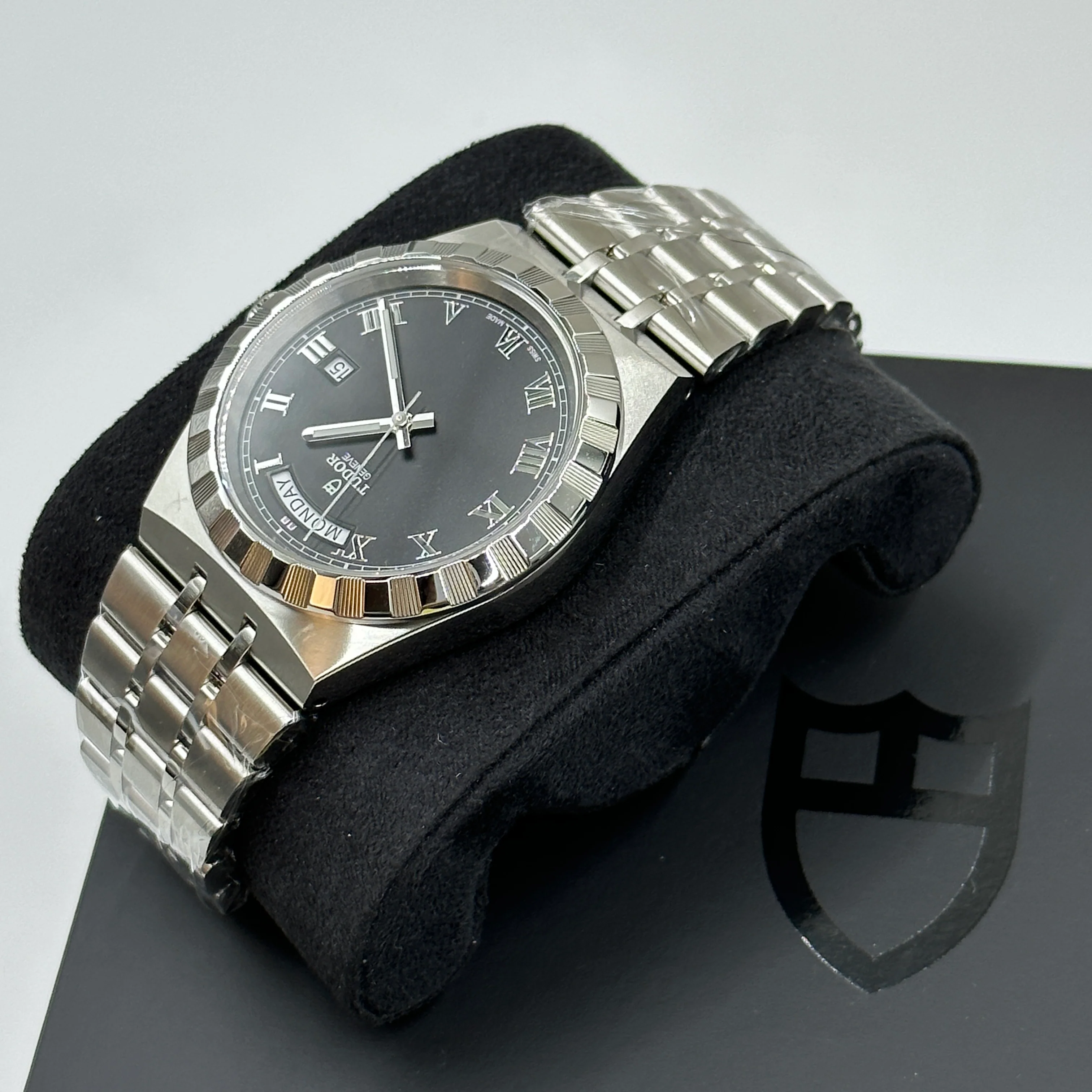 Tudor Royal M28600-0003 Black Roman 2026 - Image 11