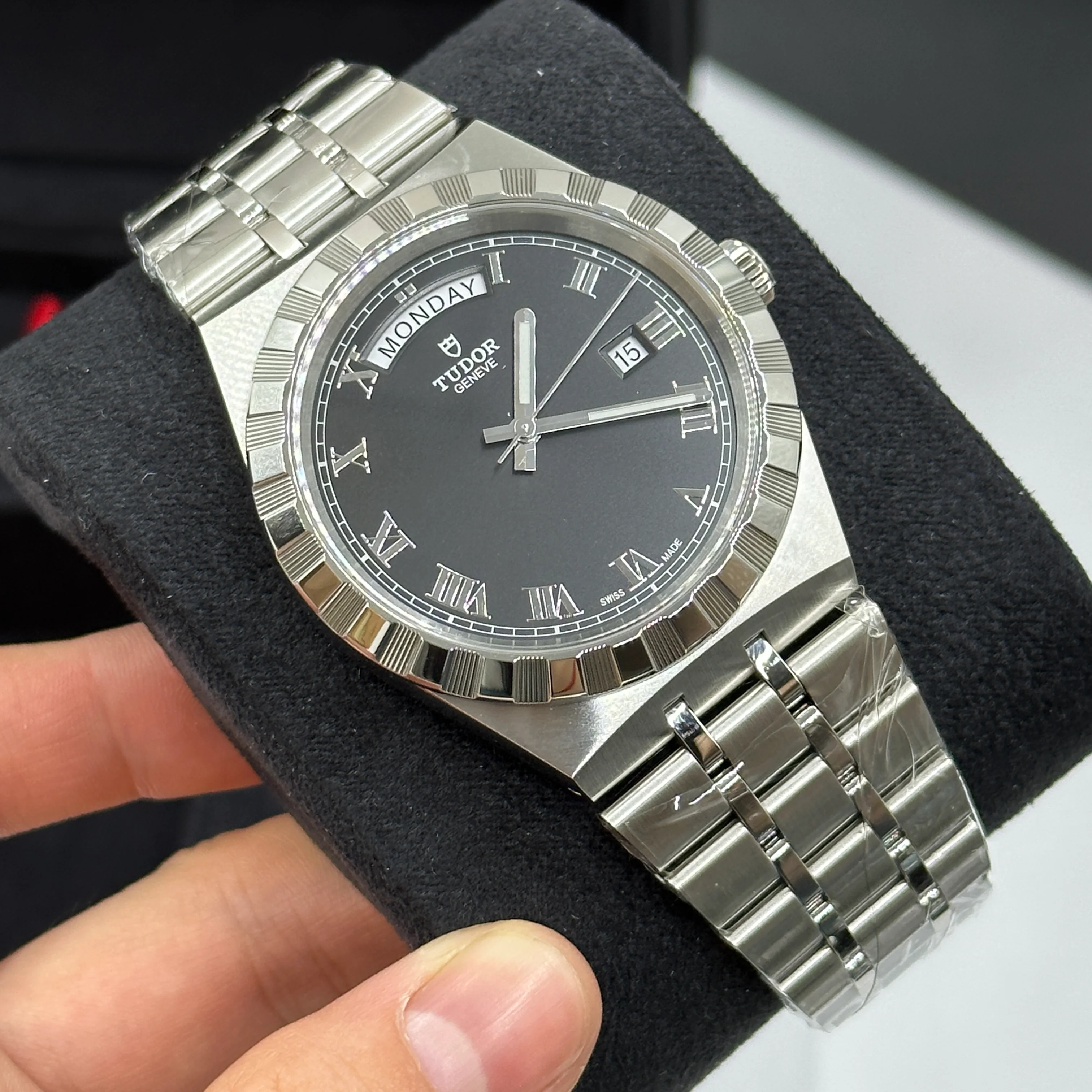 Tudor Royal M28600-0003 Black Roman 2026 - Image 9